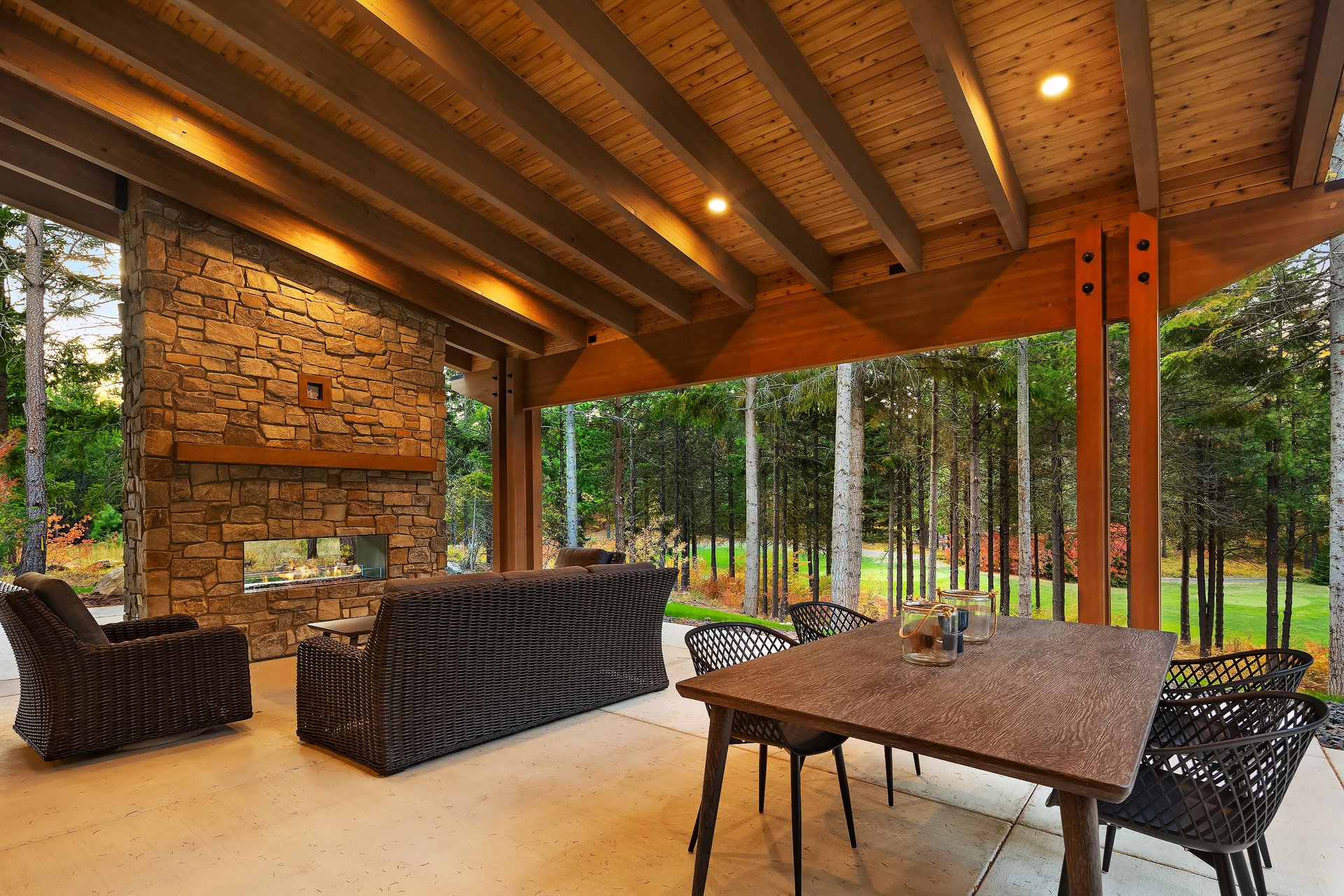 1130 Ruby King Loop