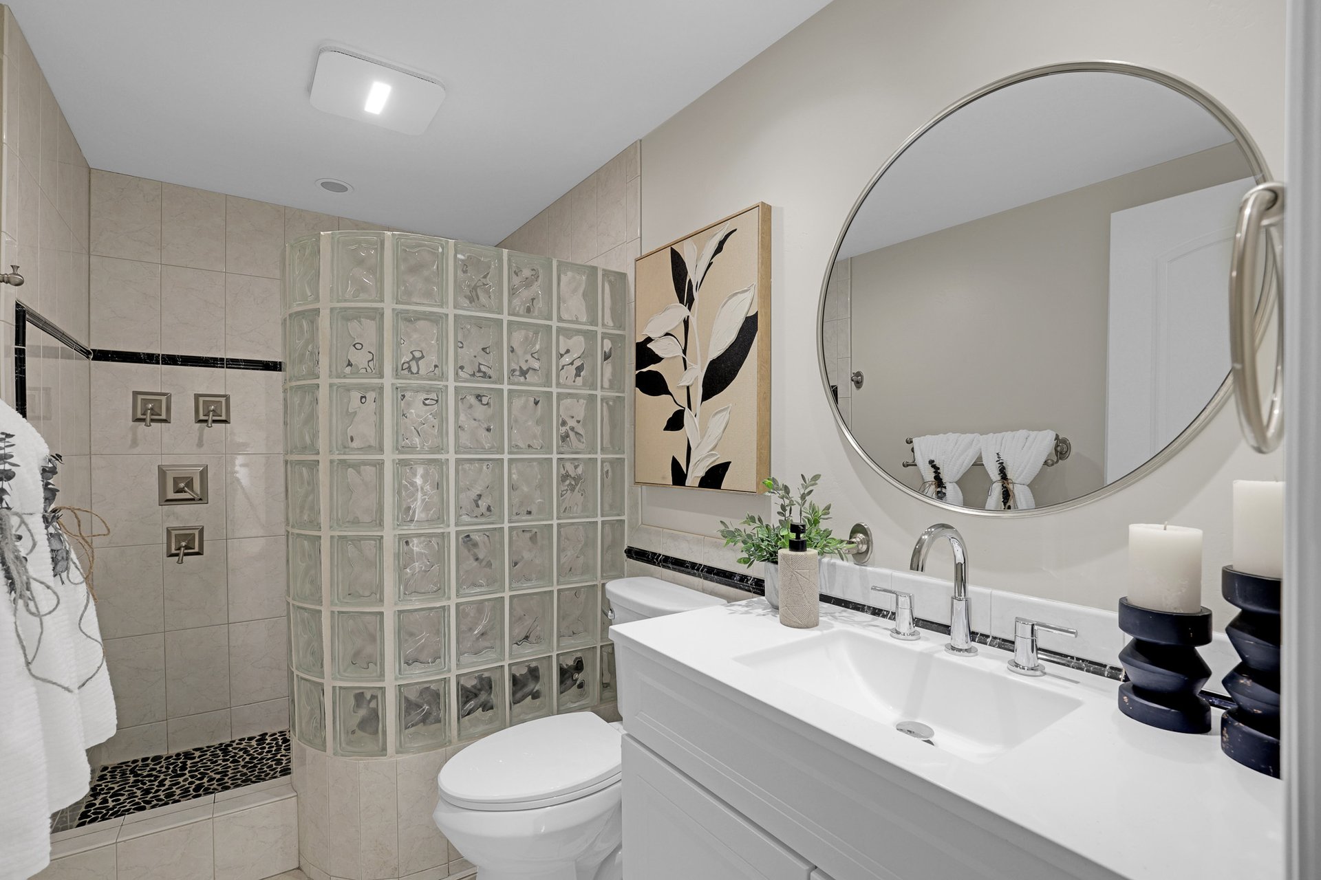 3396 Paseo Halcon