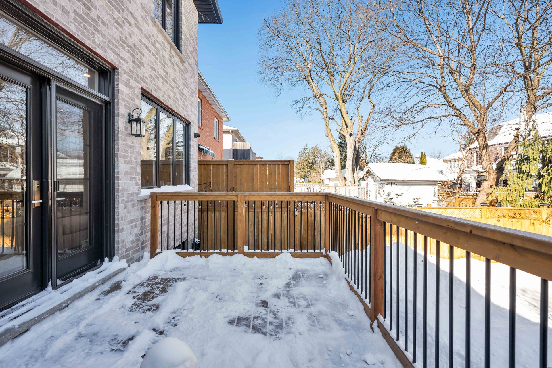 15 Marilyn Cres