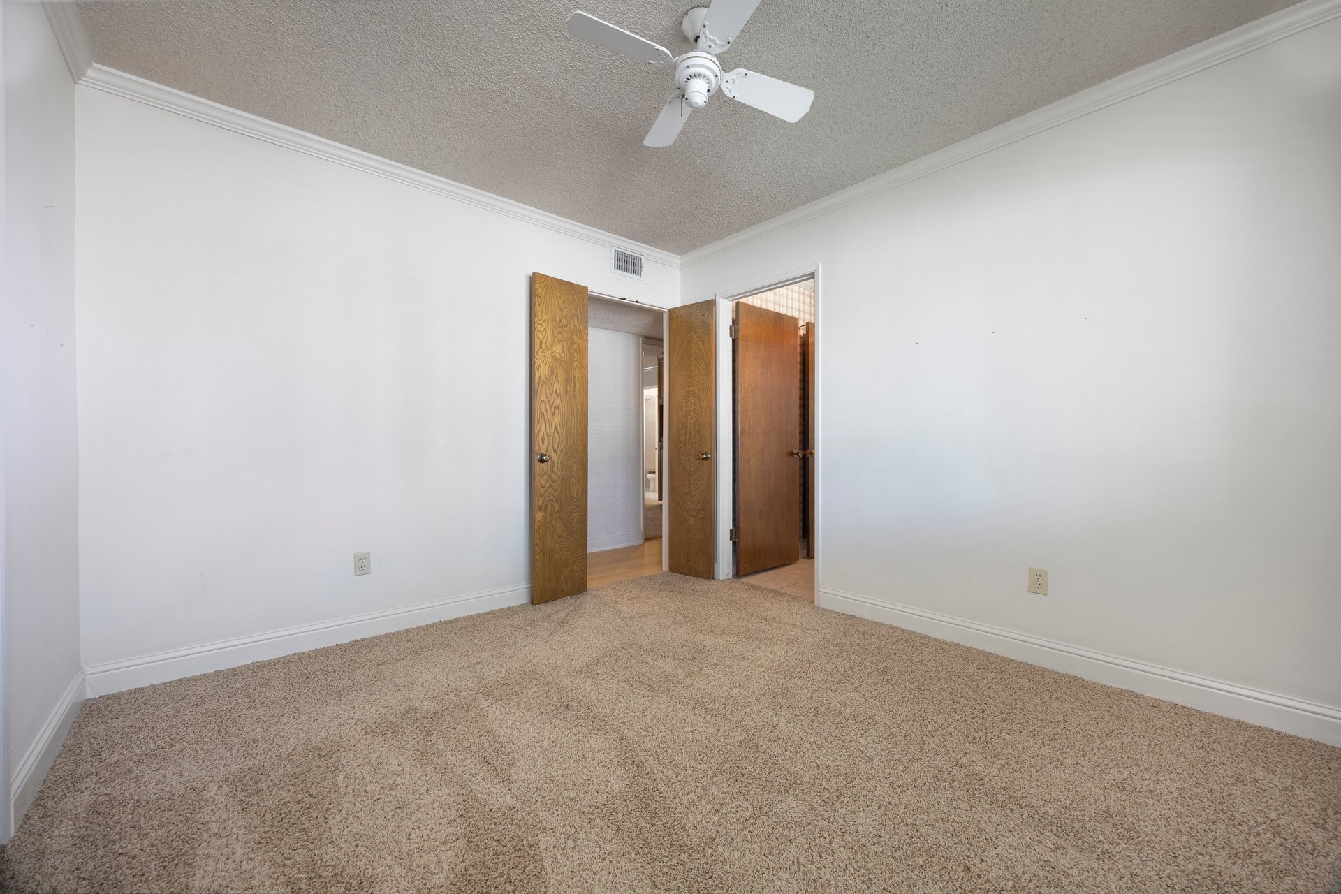 2619 Rio Vista Drive