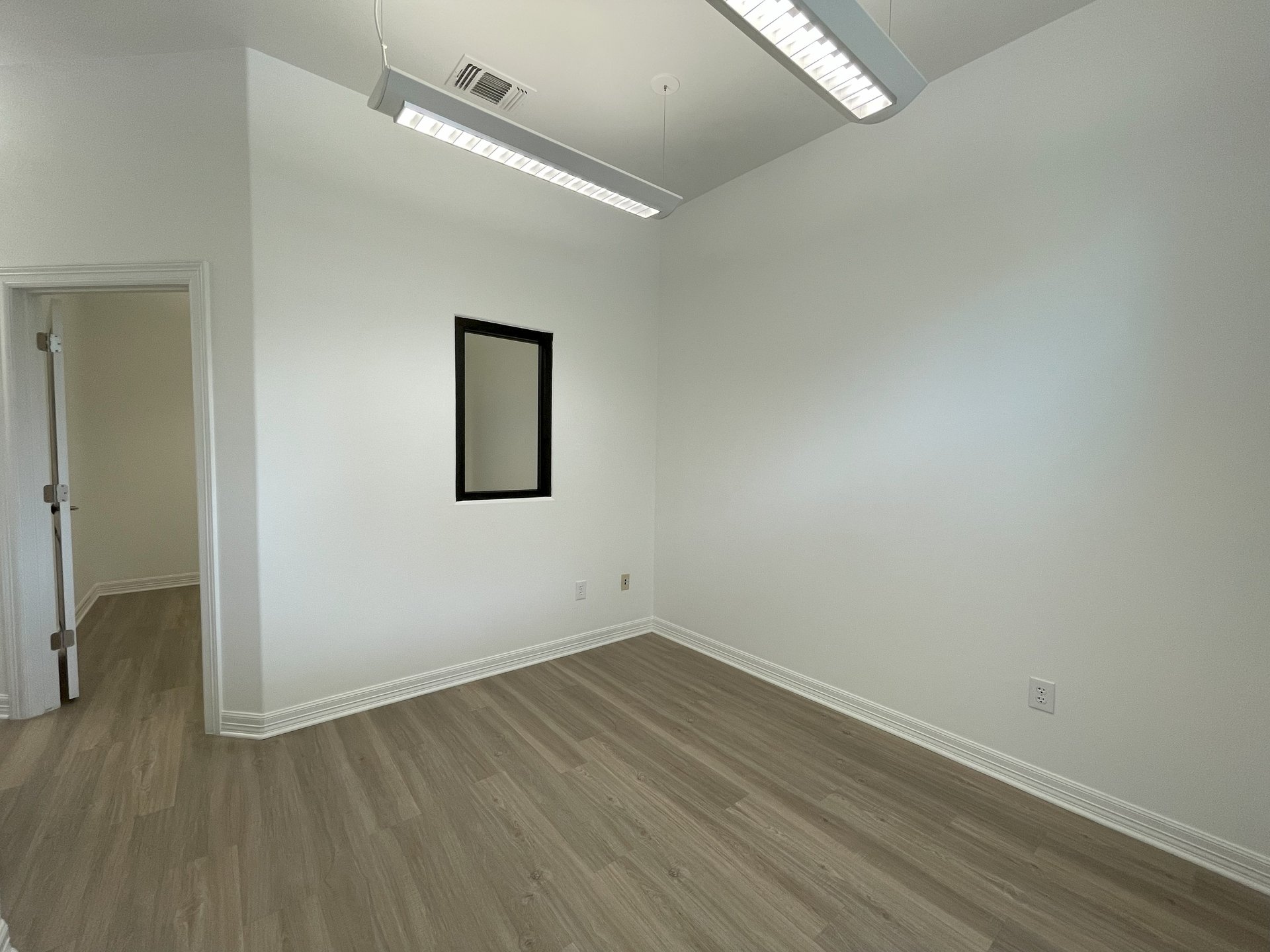 Scenic Loop Business Park | JUST LEASED