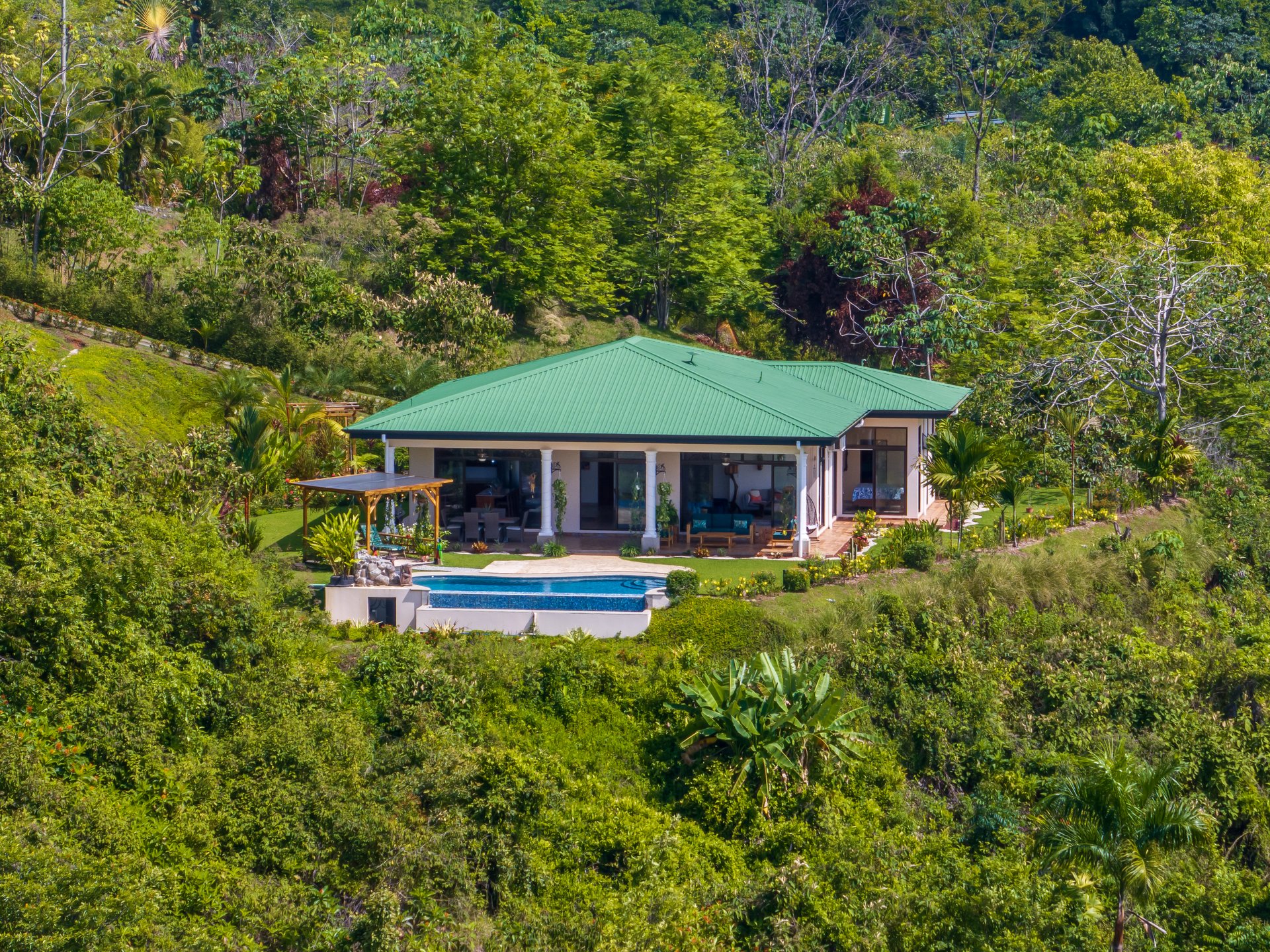 Luxury Ocean View Home with Infinity Pool in Hills of Portalon – Move-In Ready