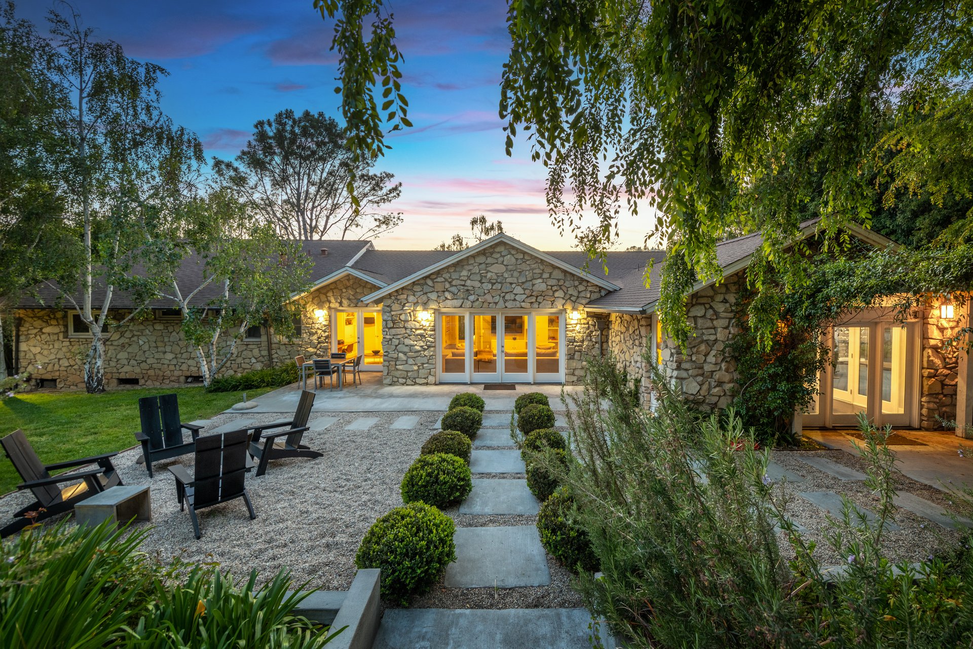 422 Parkwood Dr