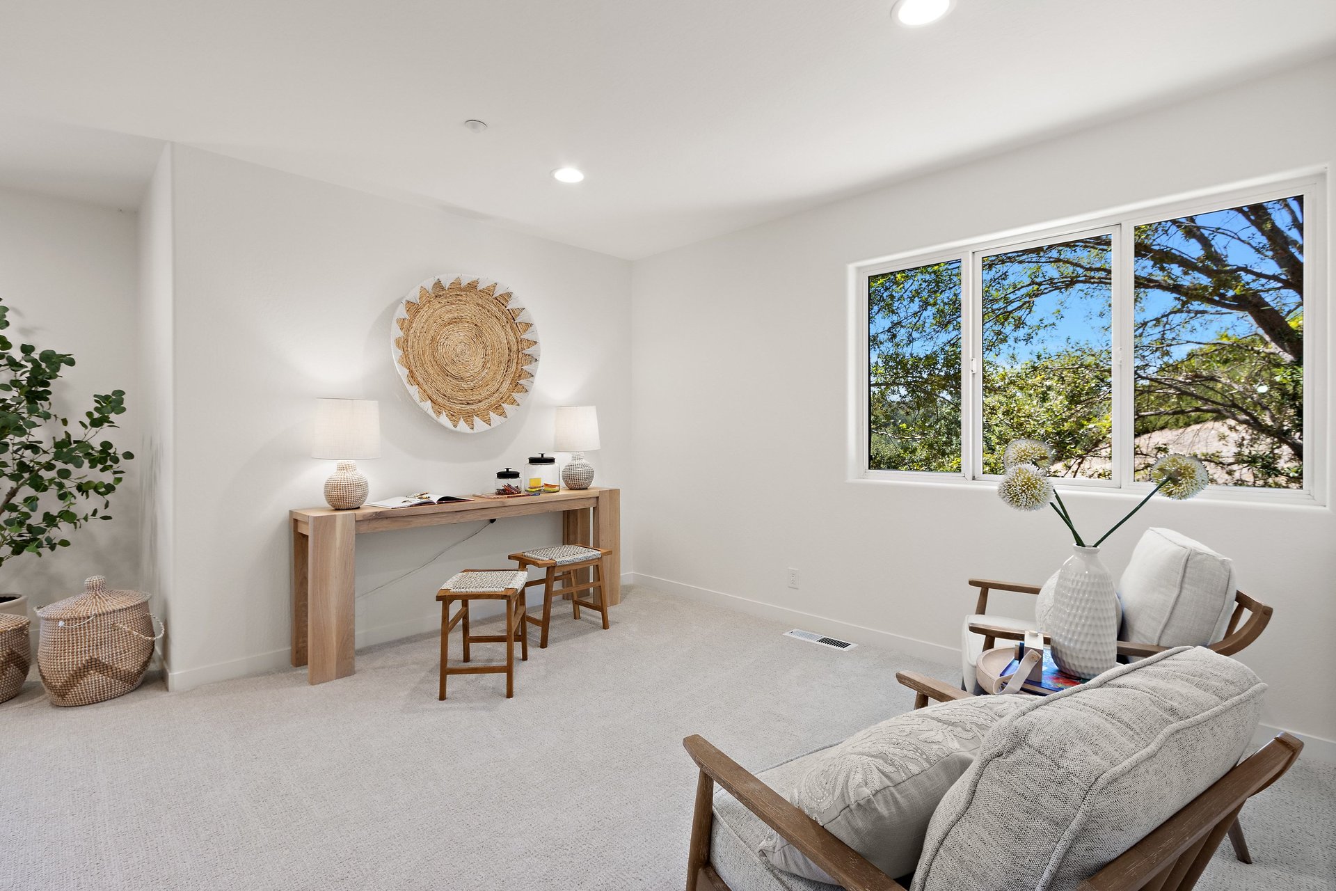 809 Mountain View Dr