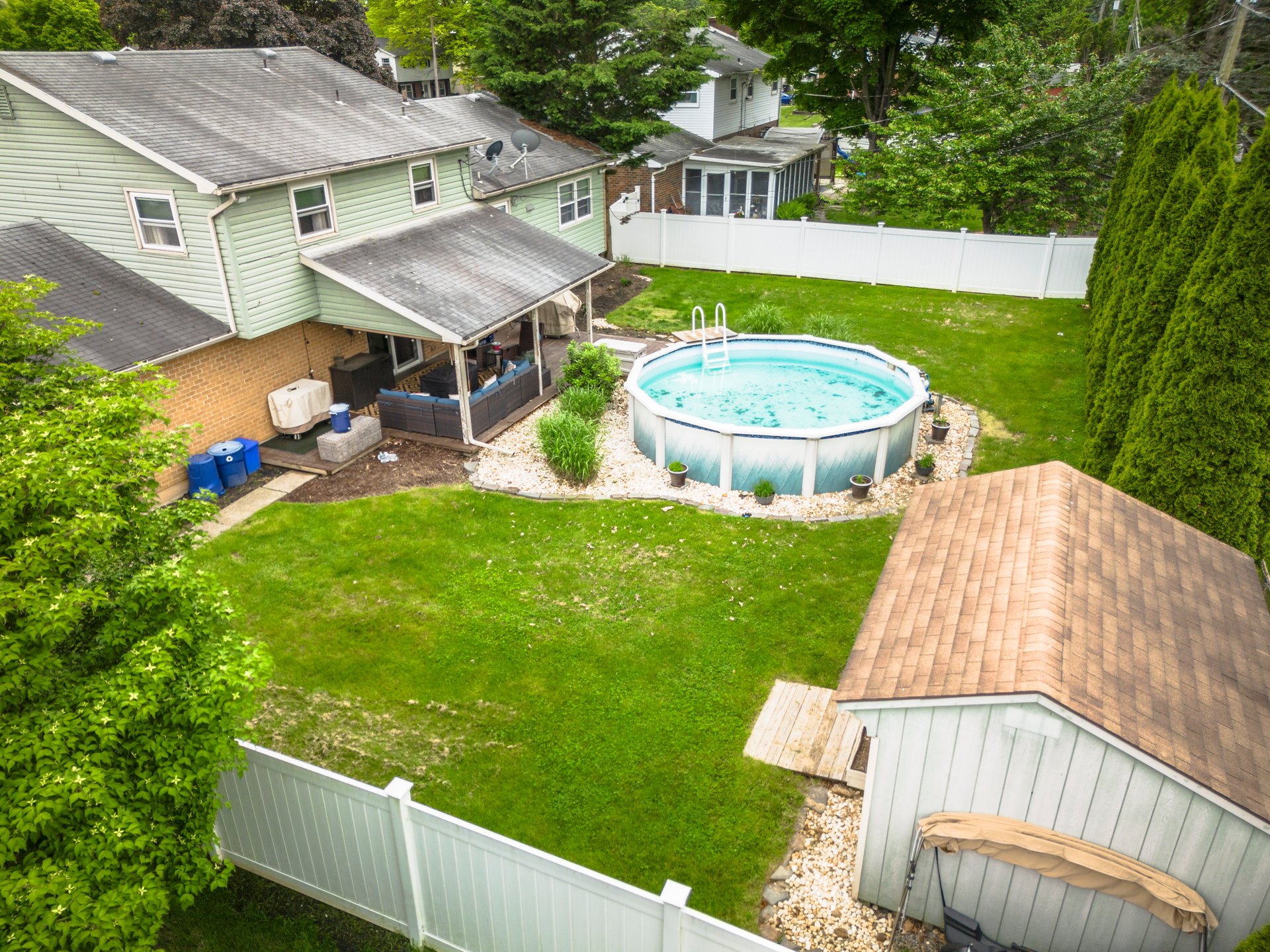 1915 Johnston Drive