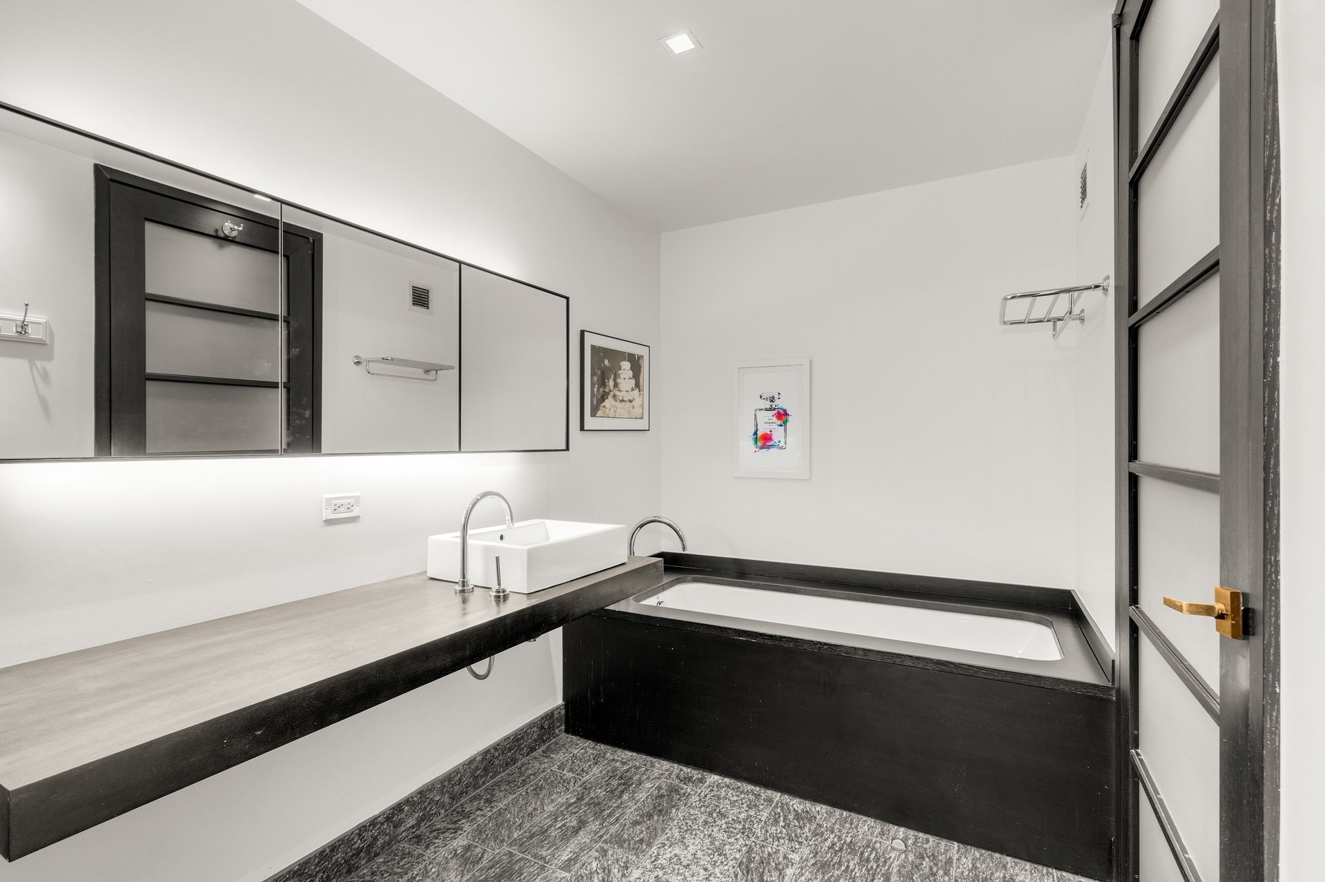 20 Pine Street, #1601