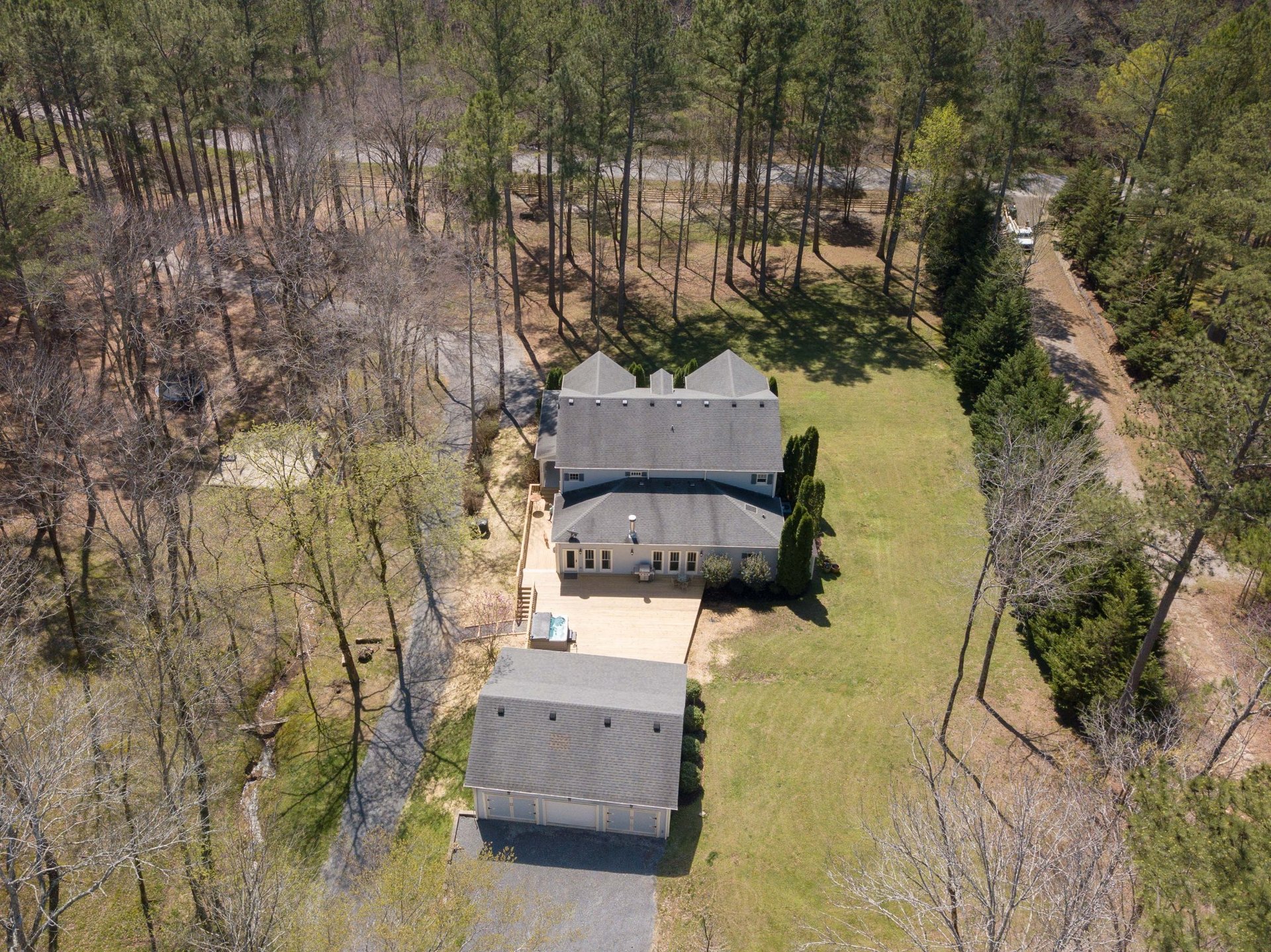 5432 Parker Branch Rd