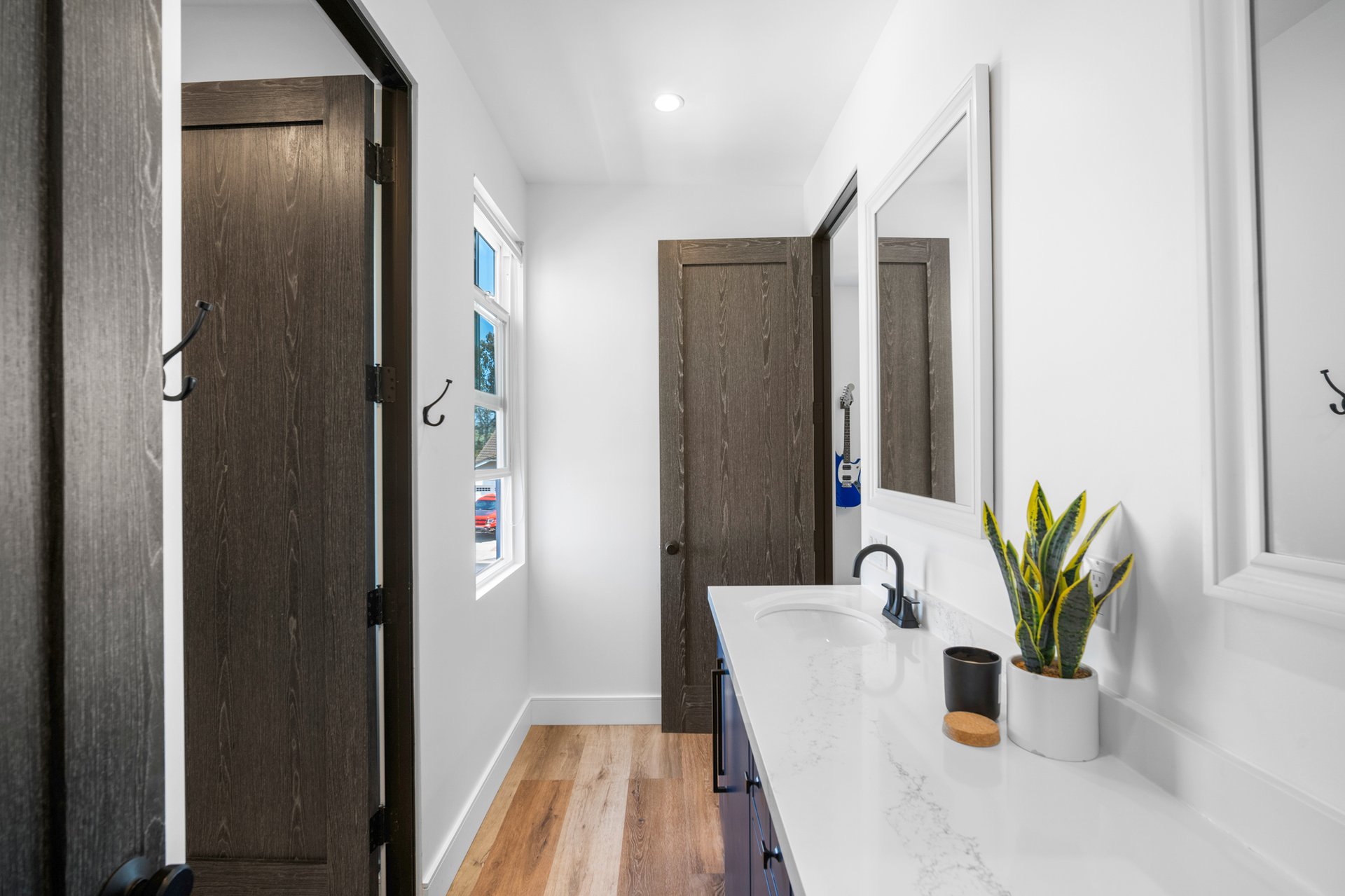 2930 Estancia
