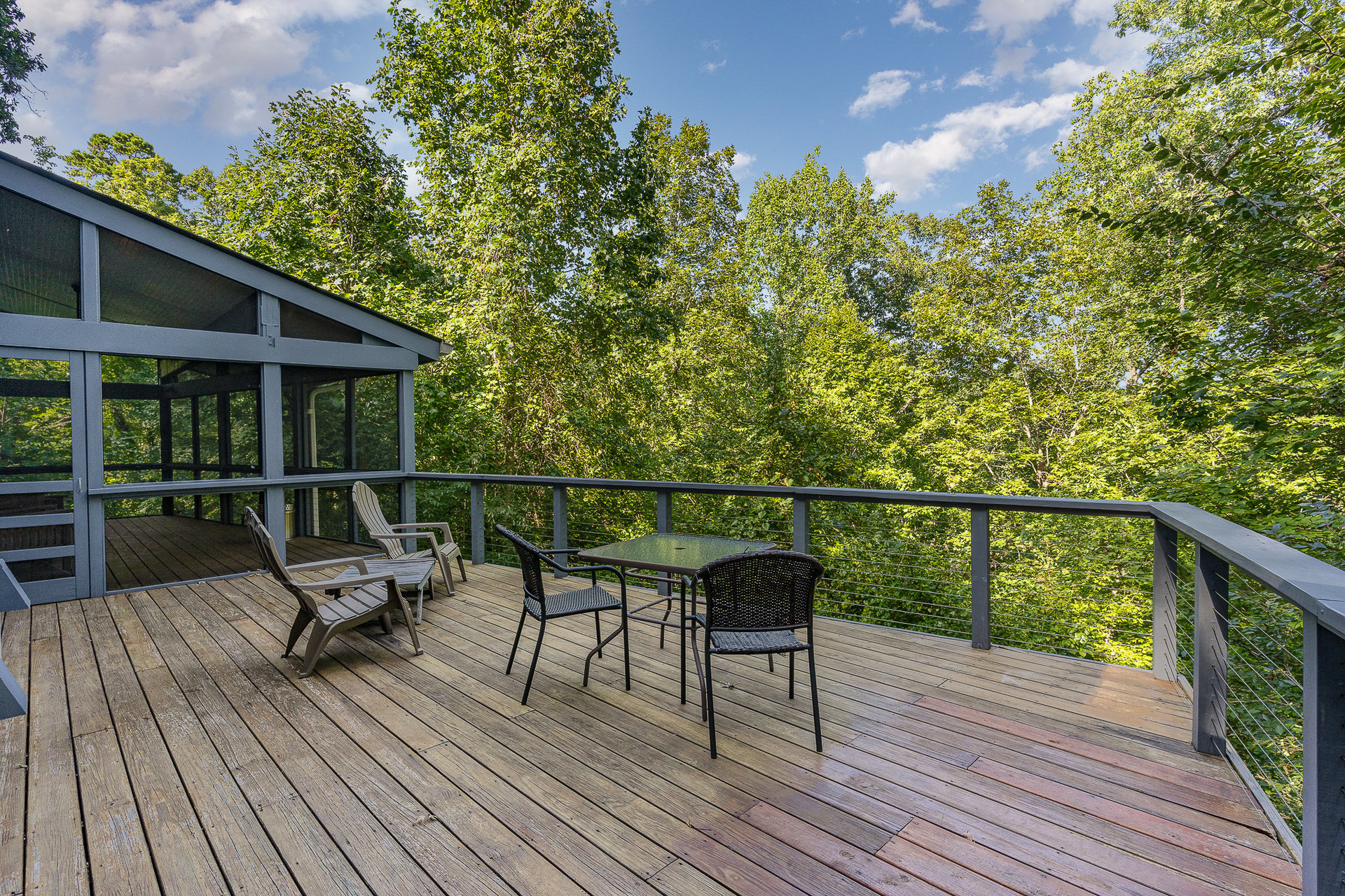 Modern, 4 Bedroom House near UNC