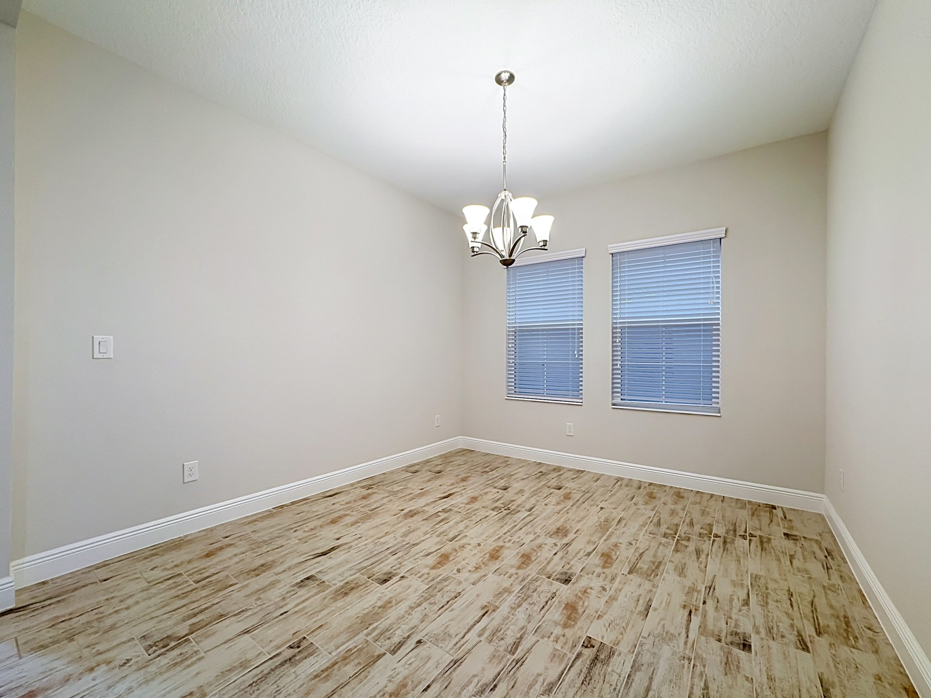 Move-In Ready Pelican in Hawkstone — No Builder Wait, $40K in Upgrades