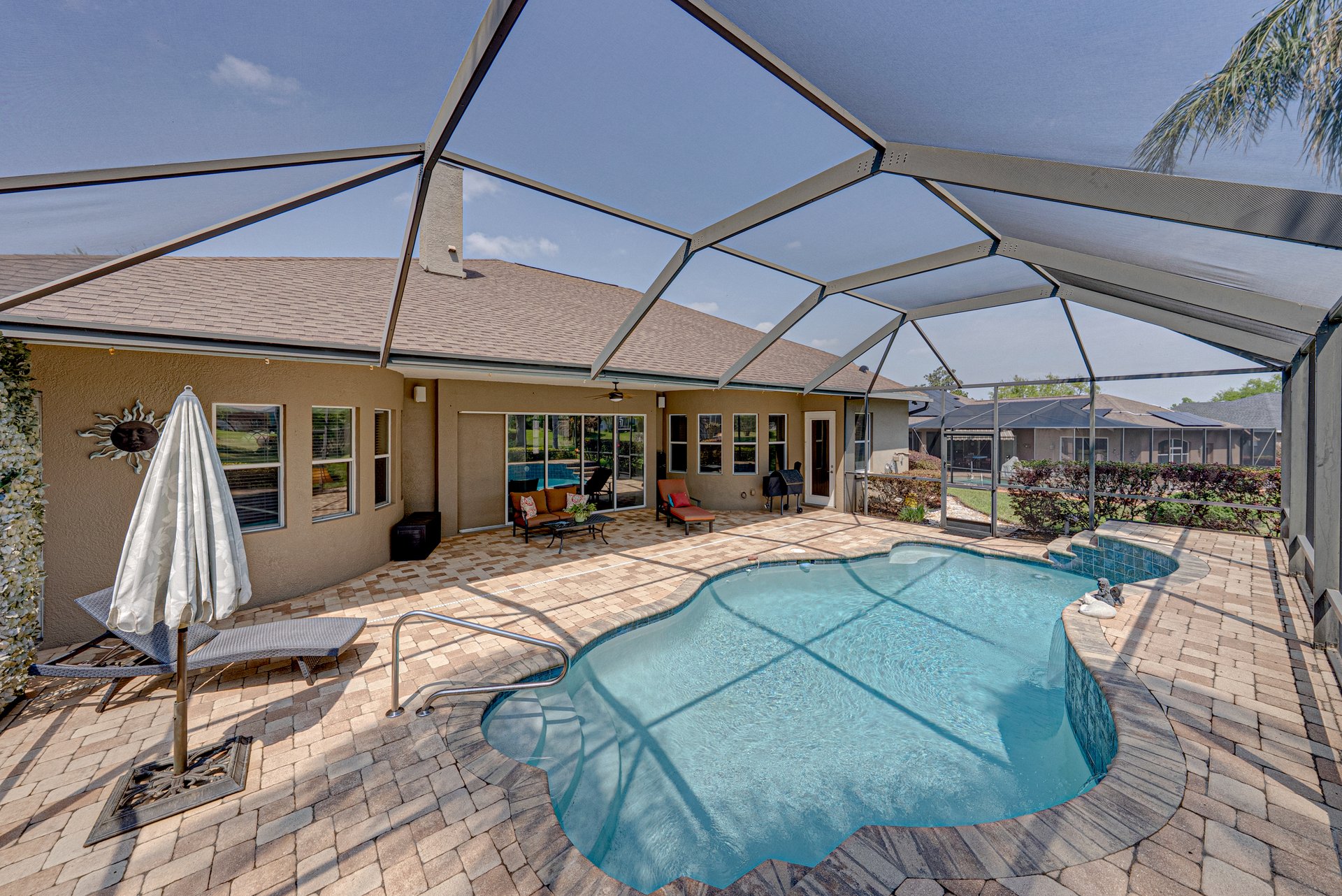 13304 THOROUGHBRED DR
