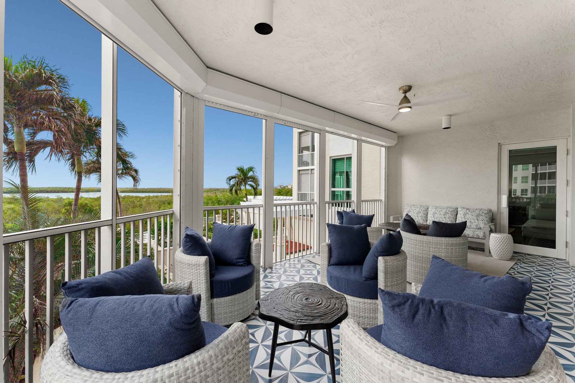 THE DUNES NAPLES