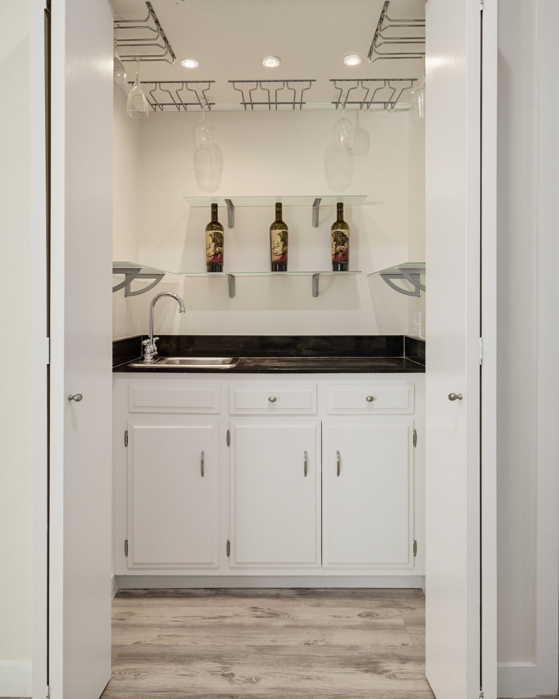 2322 Pullman Lane