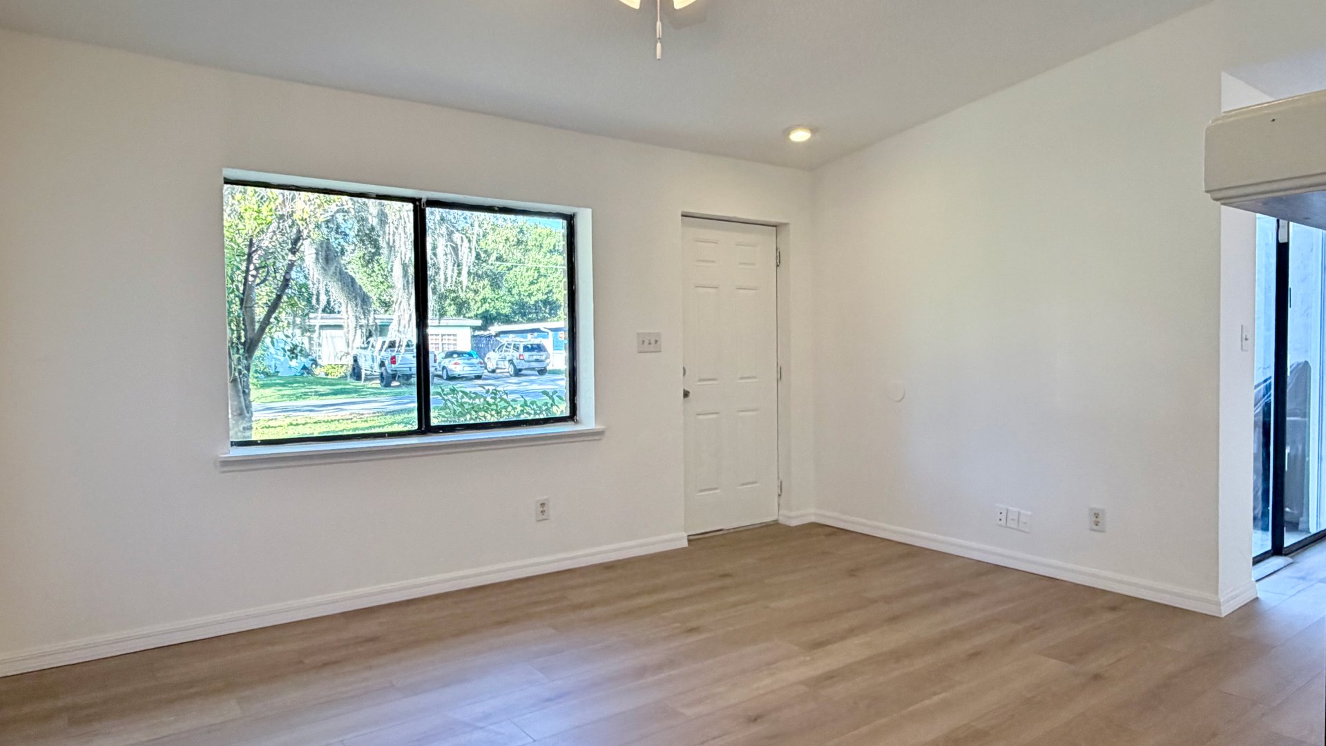 Longwood Three-Bedroom, Two-Bathroom Duplex for Lease on Lake Wayman