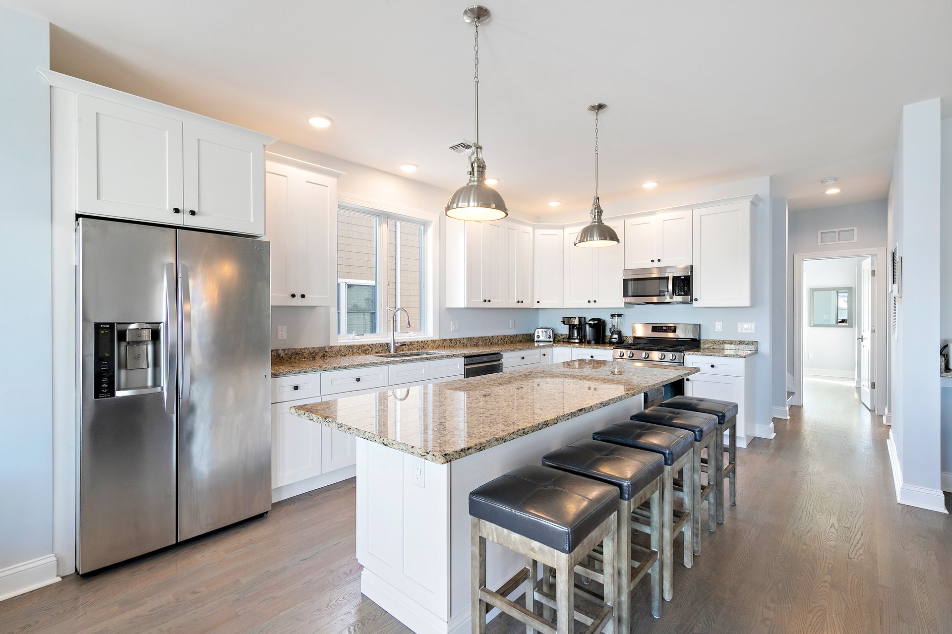 15 E 14th Street, Beach Haven