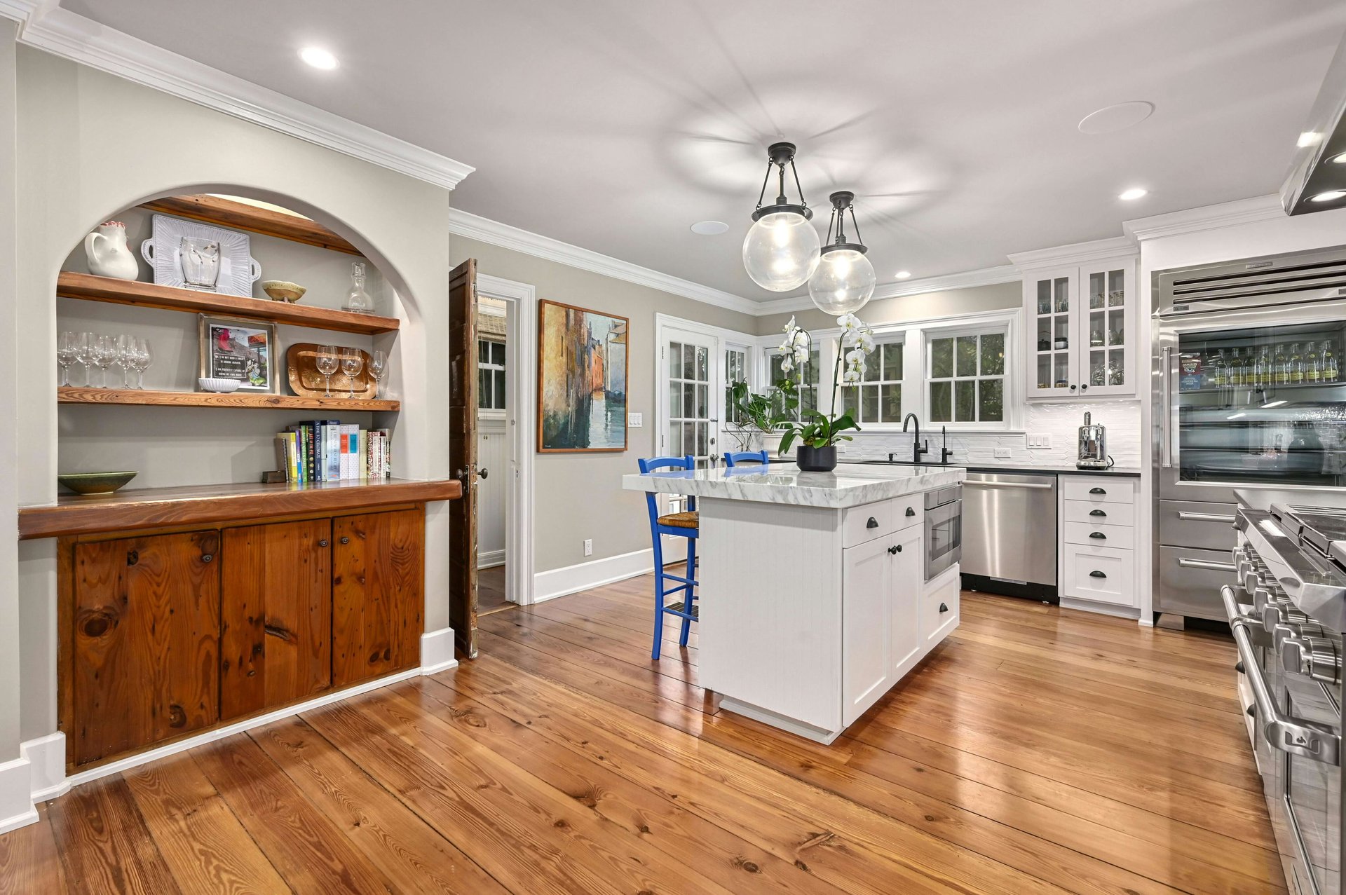 1409 W 9th Street 
