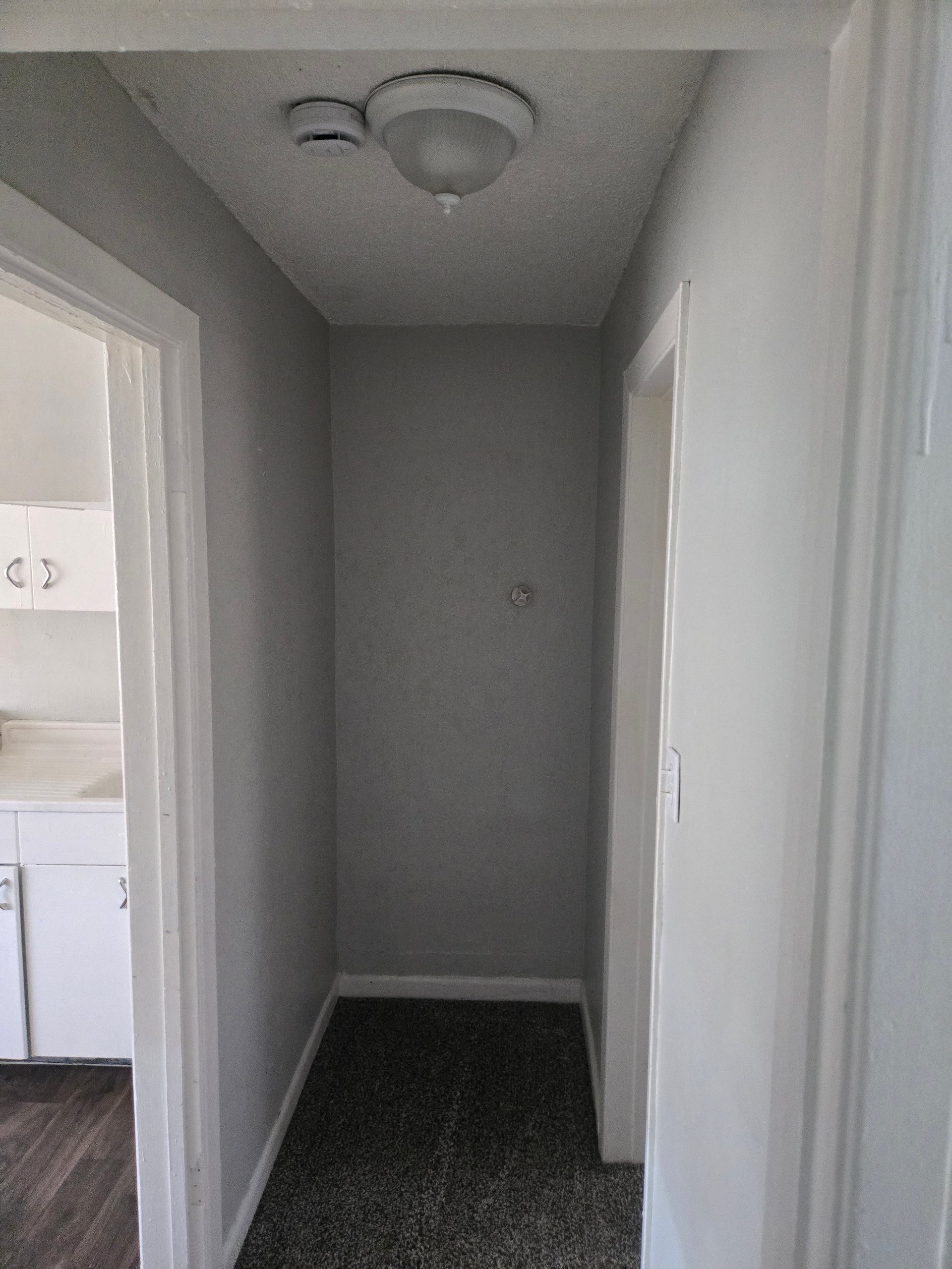 409 W Van Buren Ave #5 Las Vegas, NV 89106