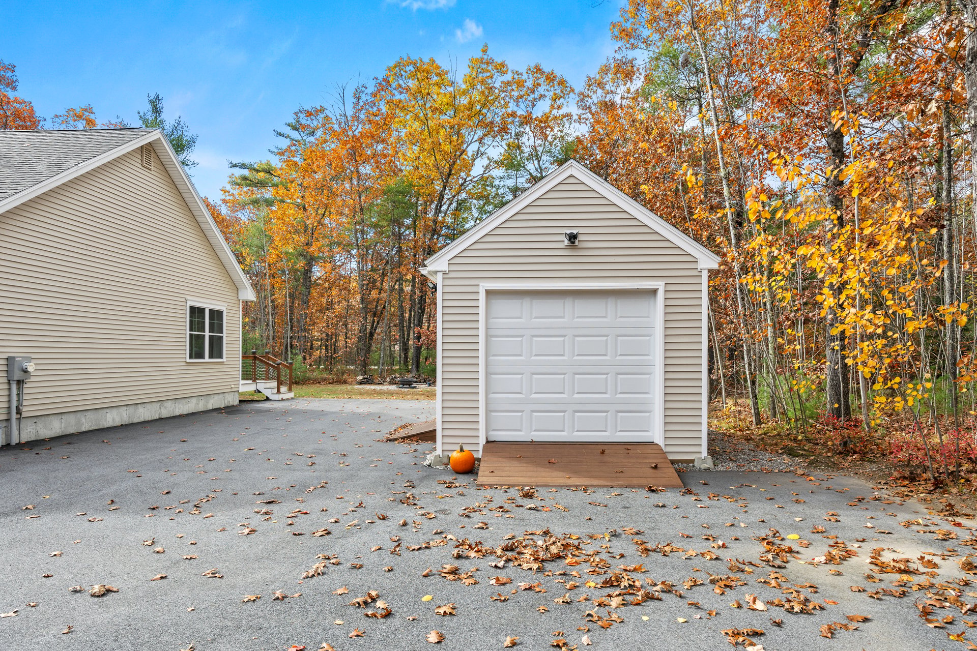 1 Leona Drive