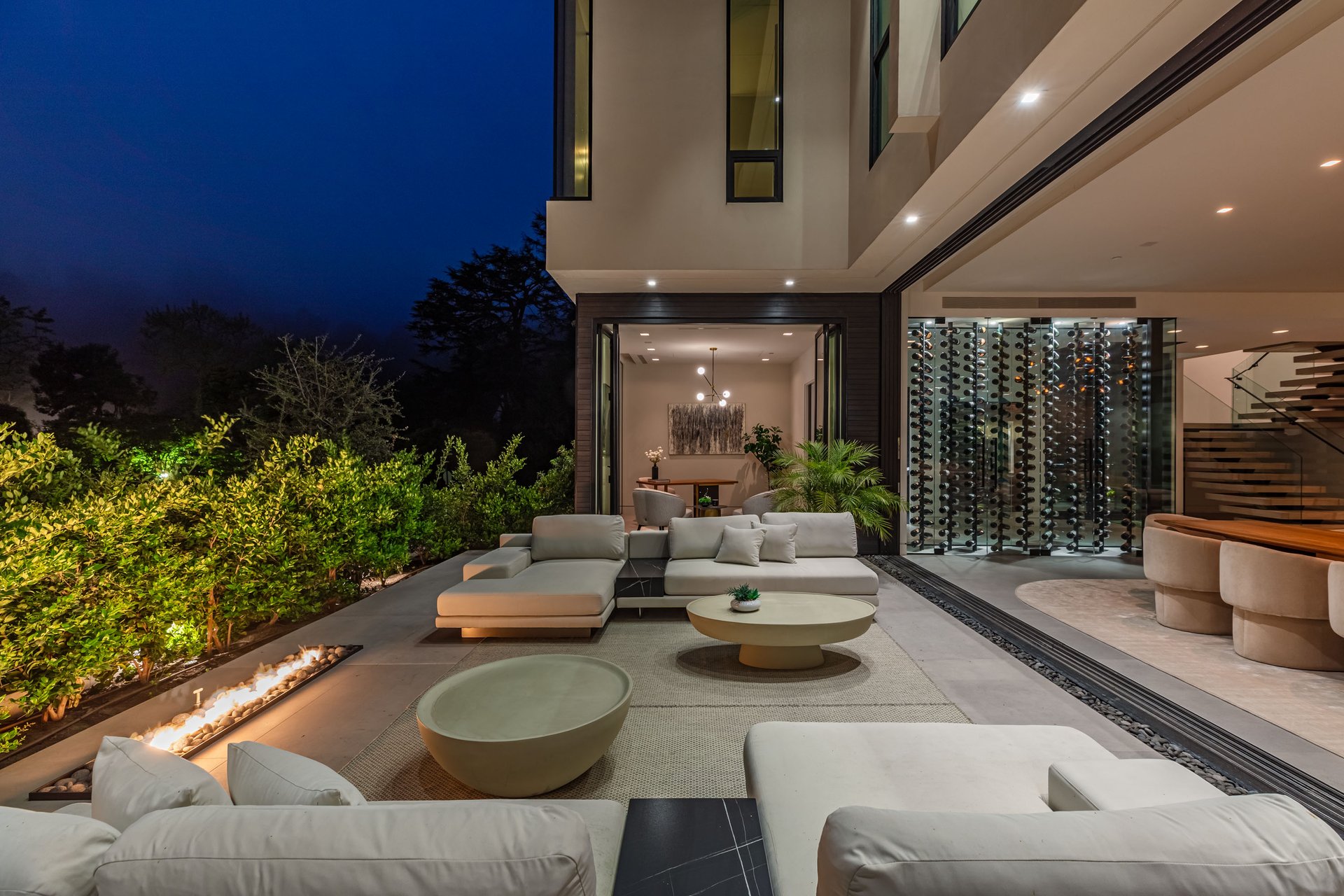 982 Stone Canyon Road