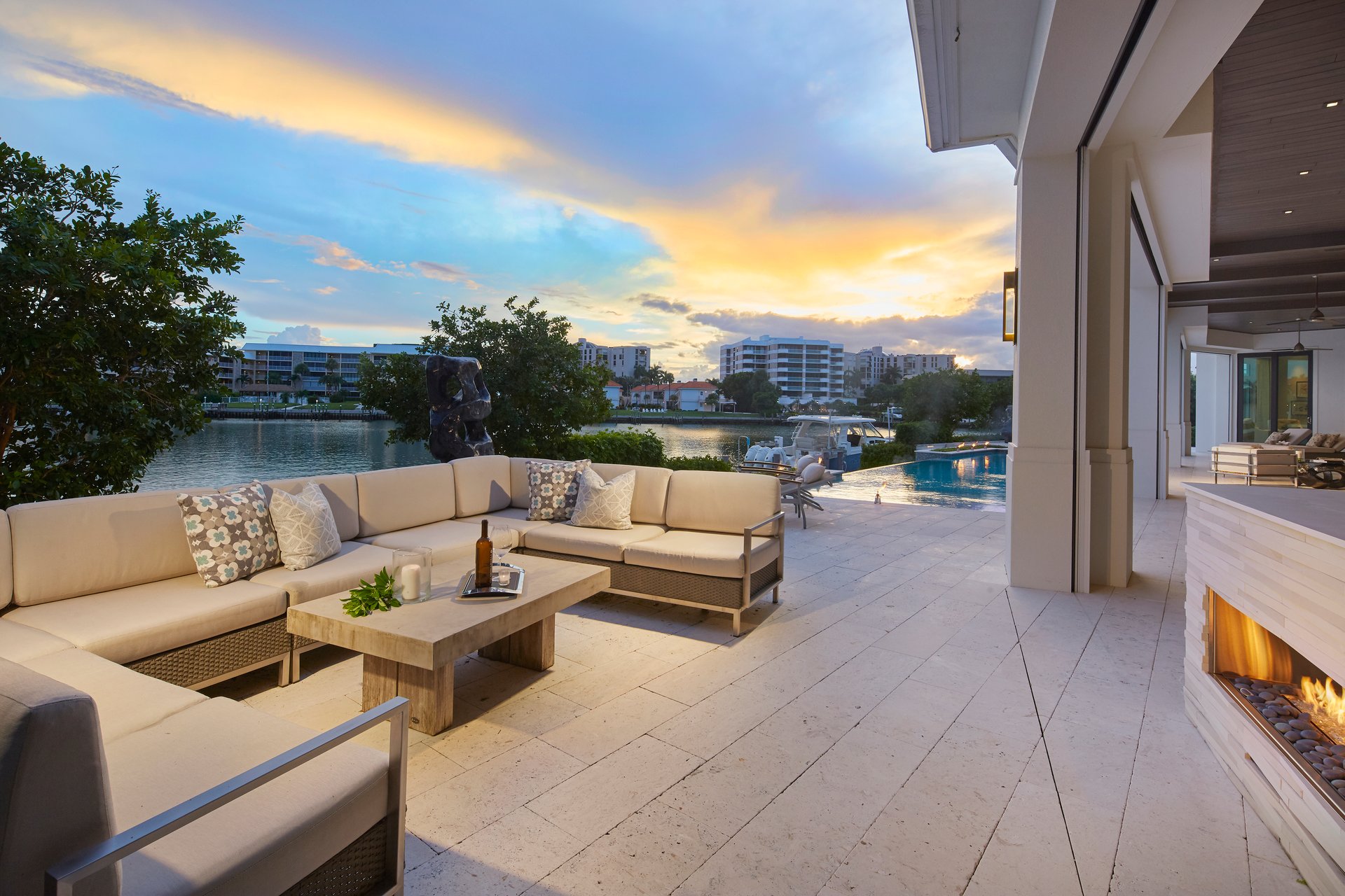 204 Bay PT