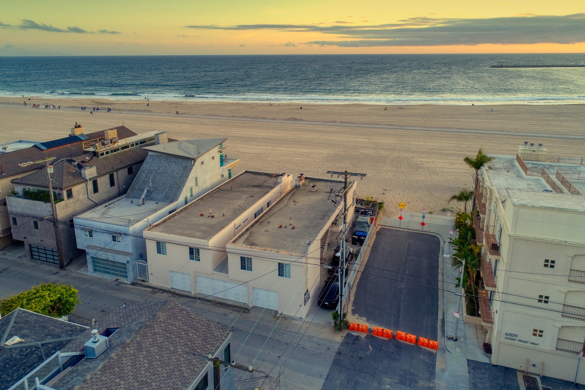 6401-6405 Ocean Front Walk