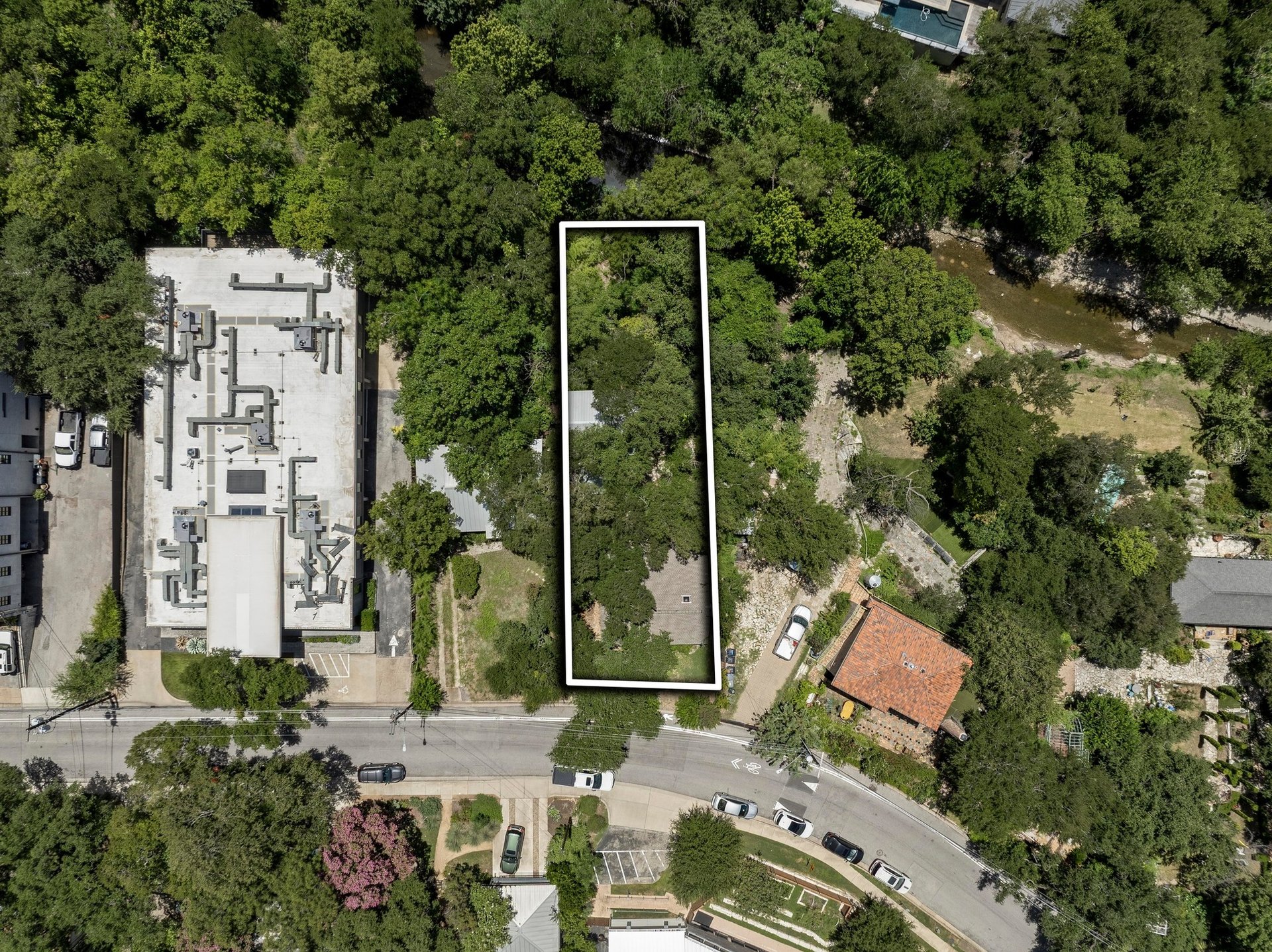 1017 W 31st Street