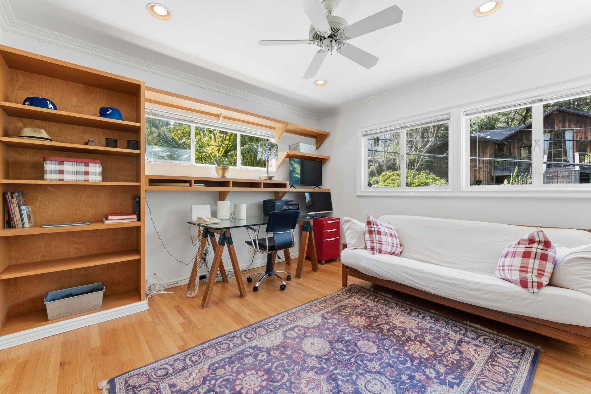 2310 Stanley Hills