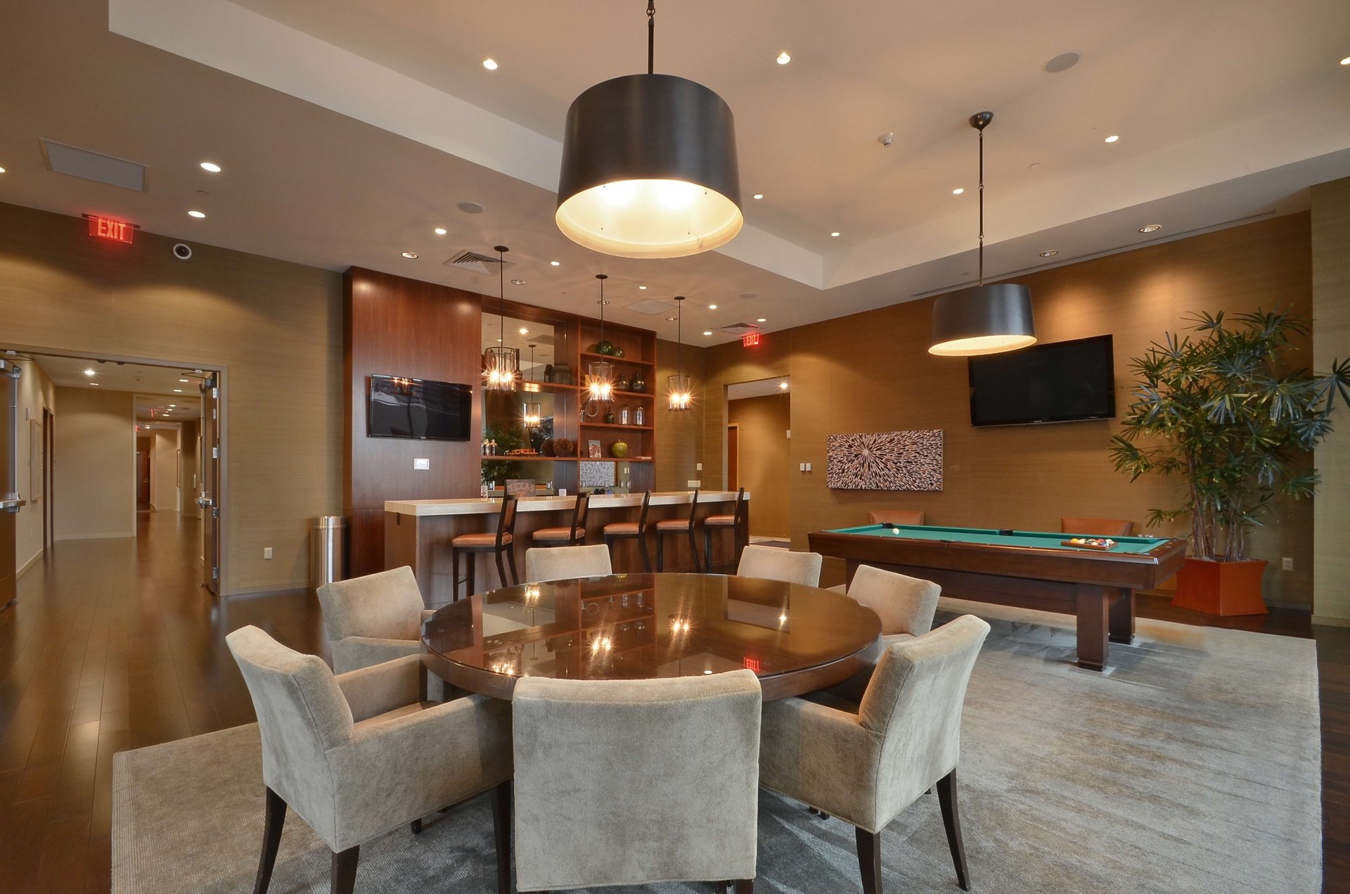 200 Congress Ave #44J