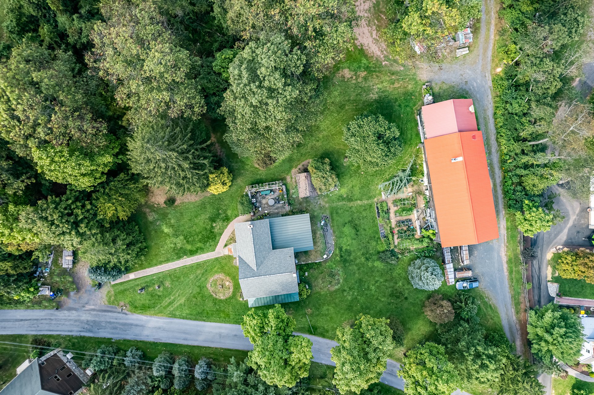 1387 Parkland Road
