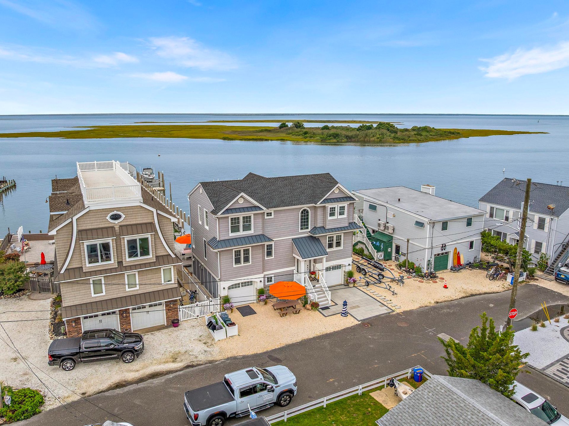 2108 Waverly Place
