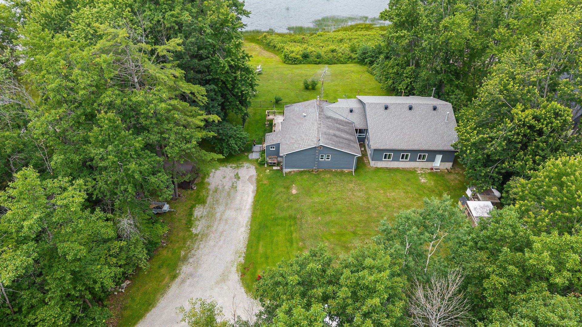 27 Young Street, Kawartha Lakes