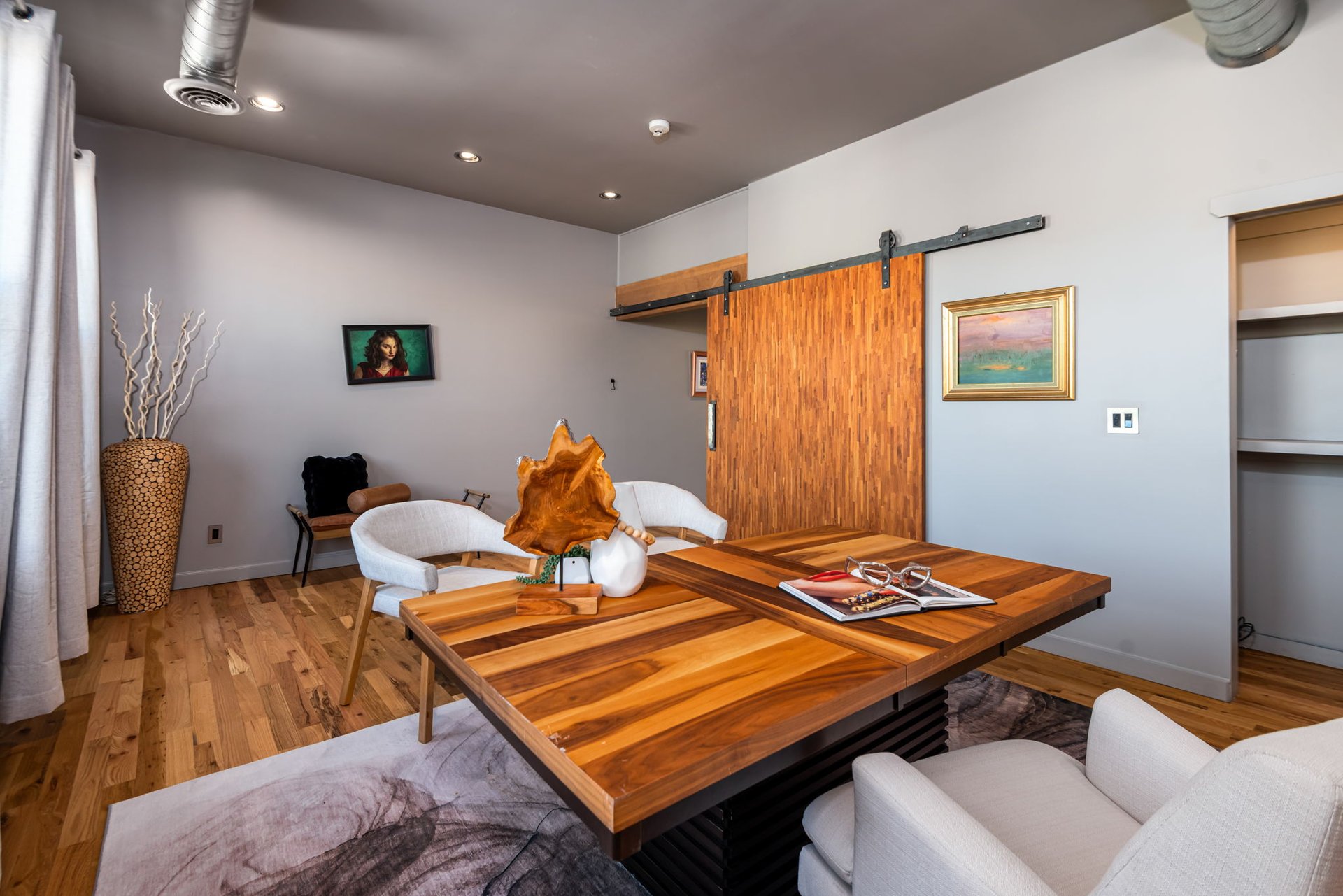 919 Santa Fe Drive