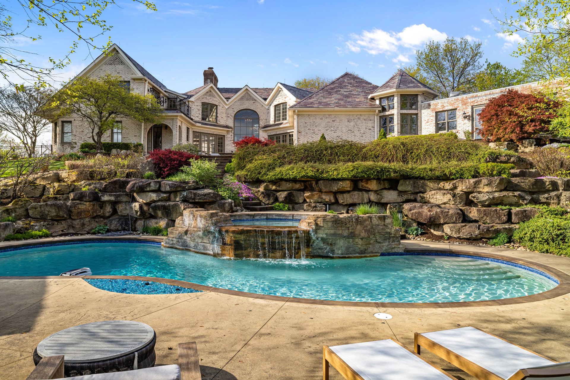 Sewickley Hills Luxury Estate on 10 Acres