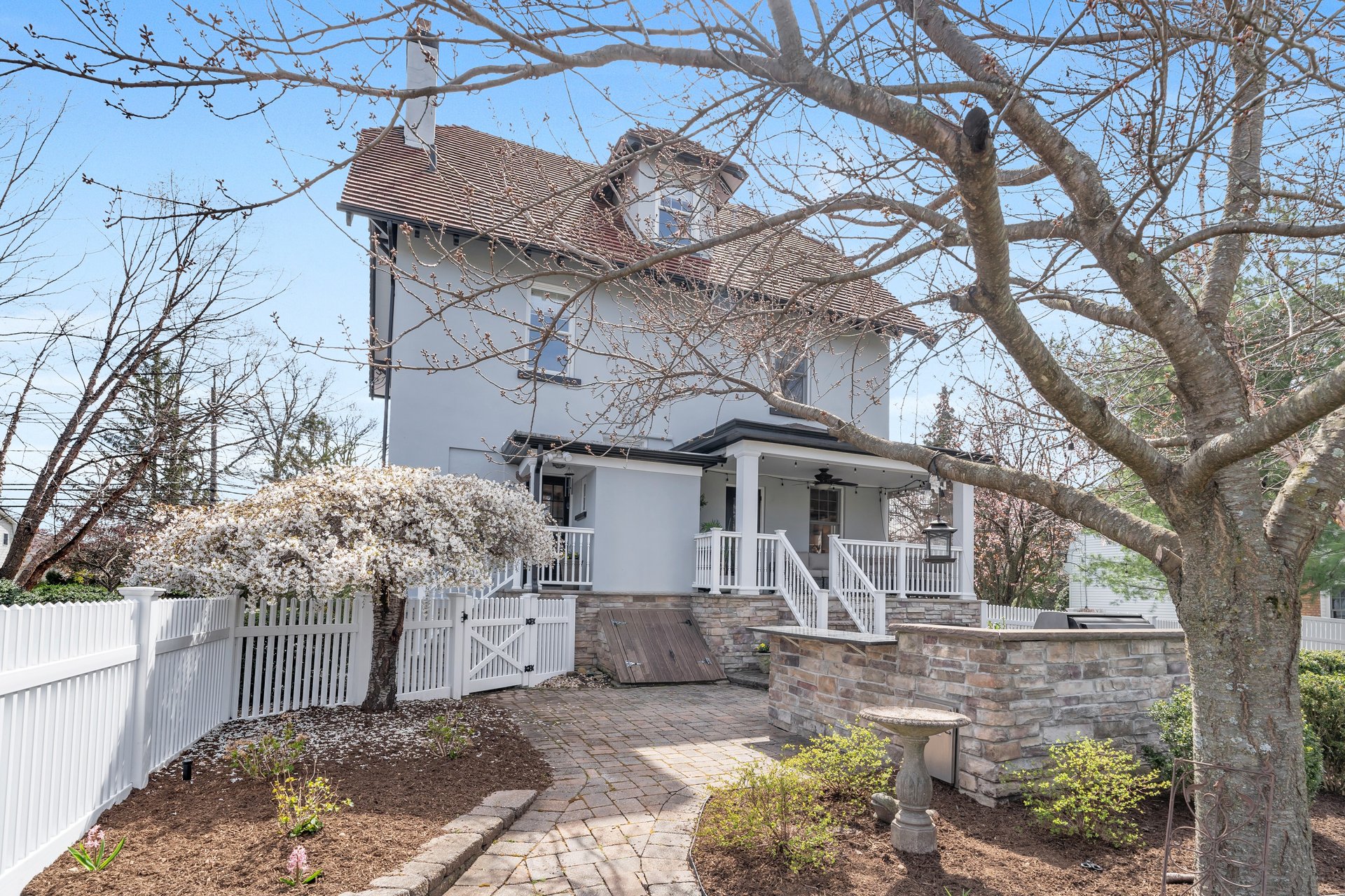 74 Wyckoff Ave