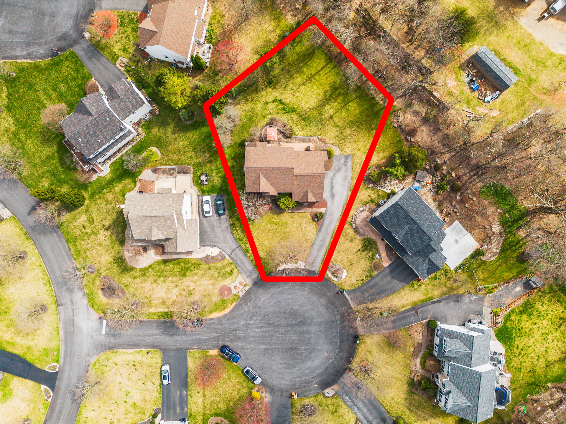 7055 Maple Court