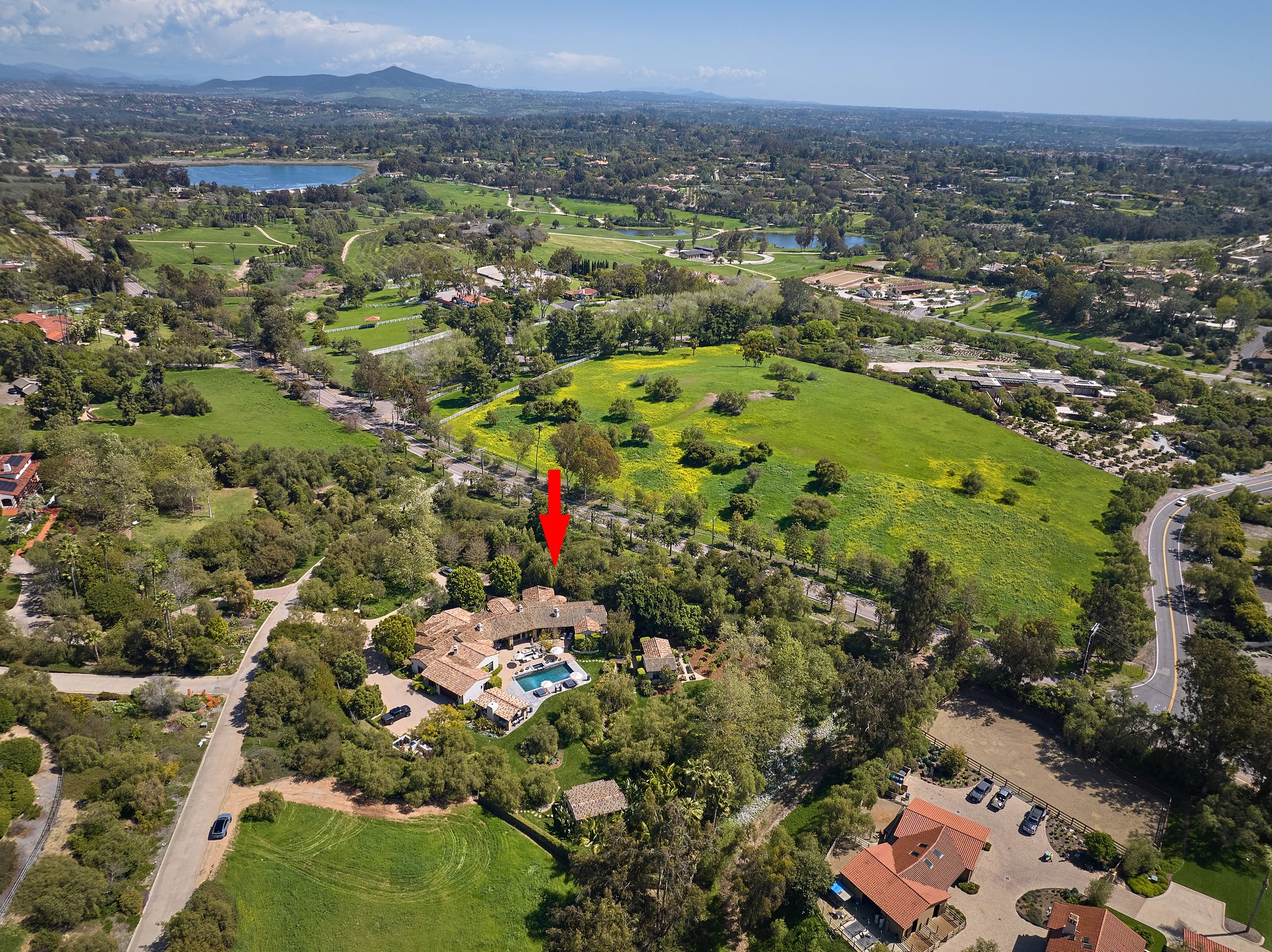  Rancho Santa Fe Living Redefined: Style, Space & Serenity