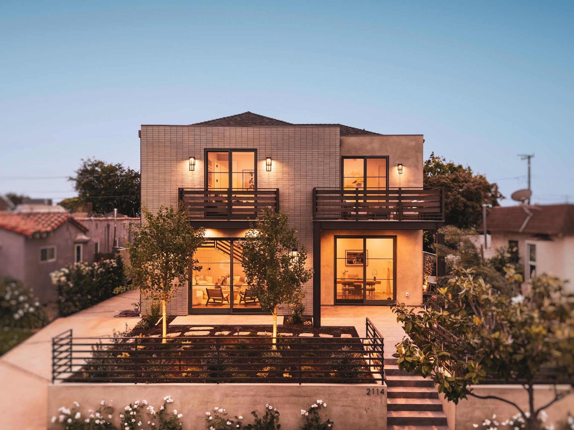 2114 Pier Ave