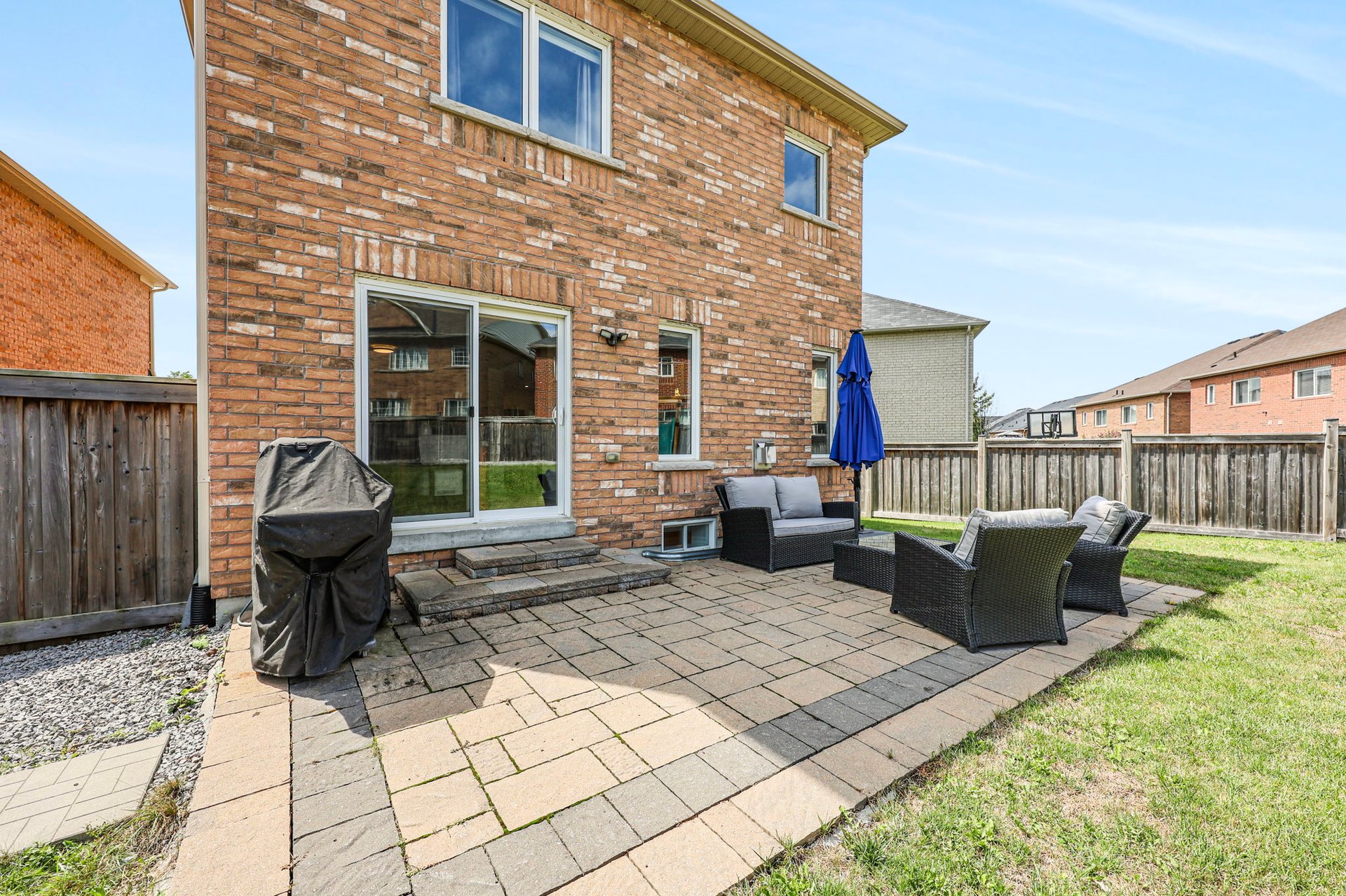 18 Herefordshire Crescent