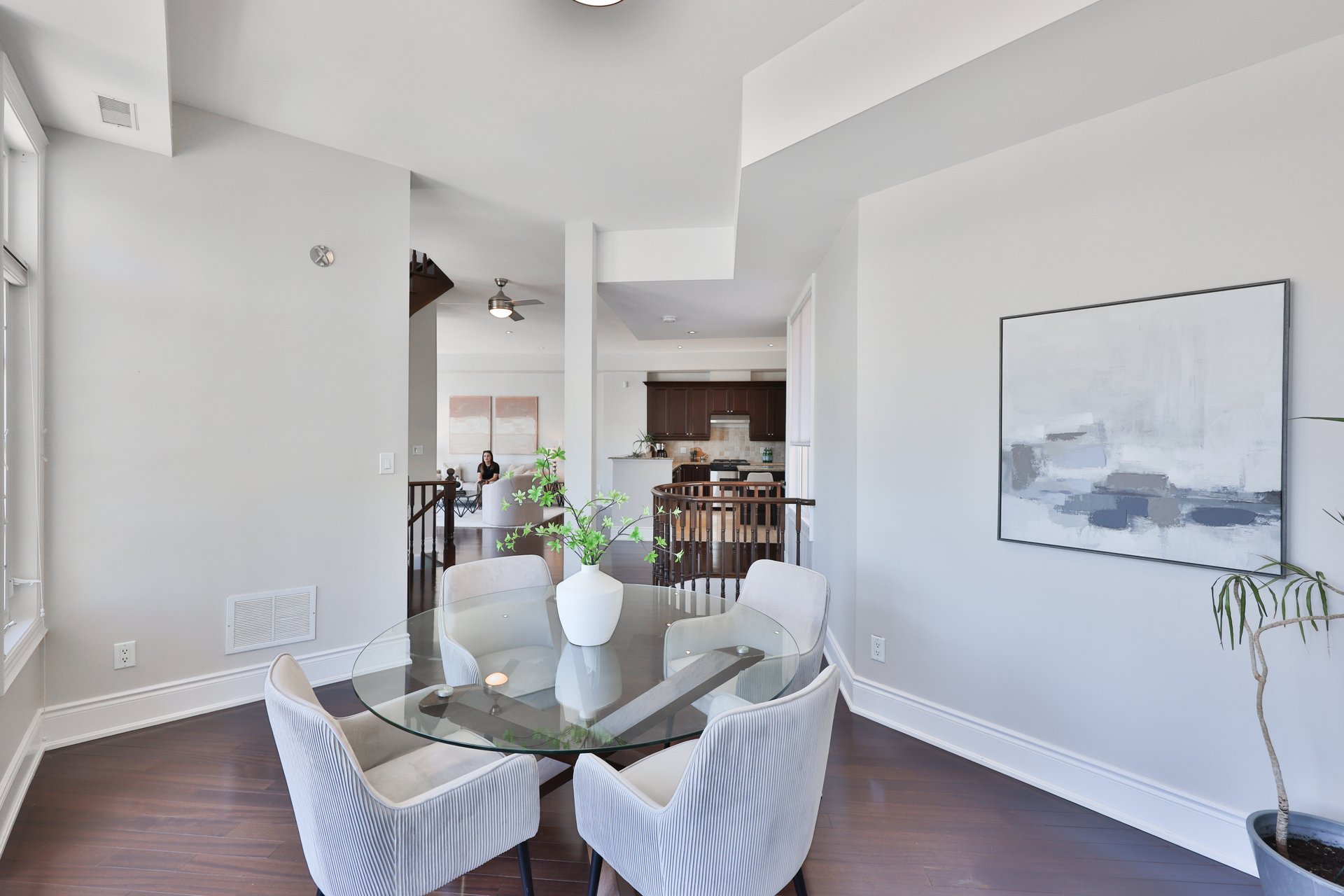 8-120 Bronte Road, Oakville 