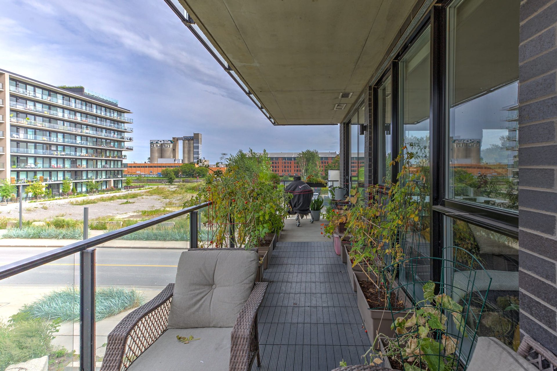 Condos Bass Condos 1
