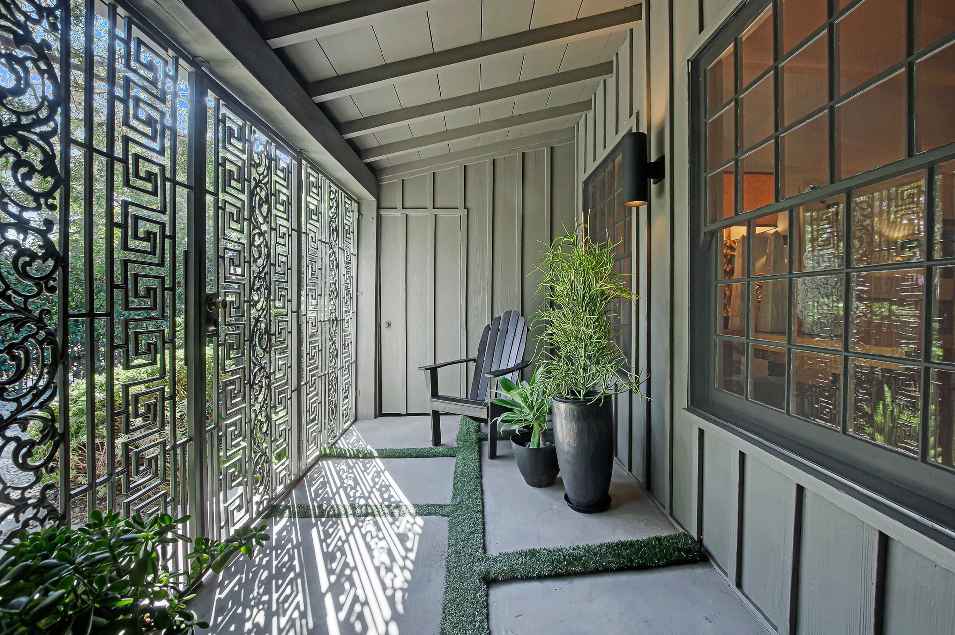 BREATHTAKING RESTORATION & RE-IMAGINED TRADITIONAL HOME IN MIRACLE MILE