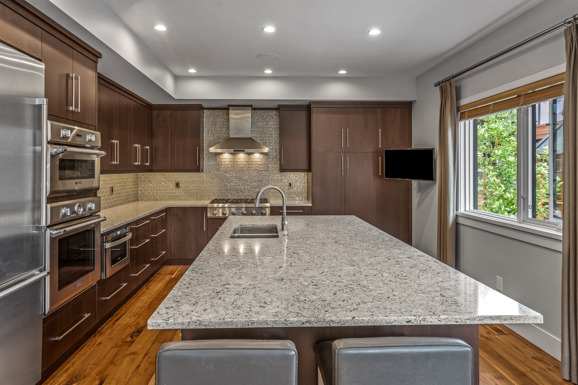 19 Creekside Mews