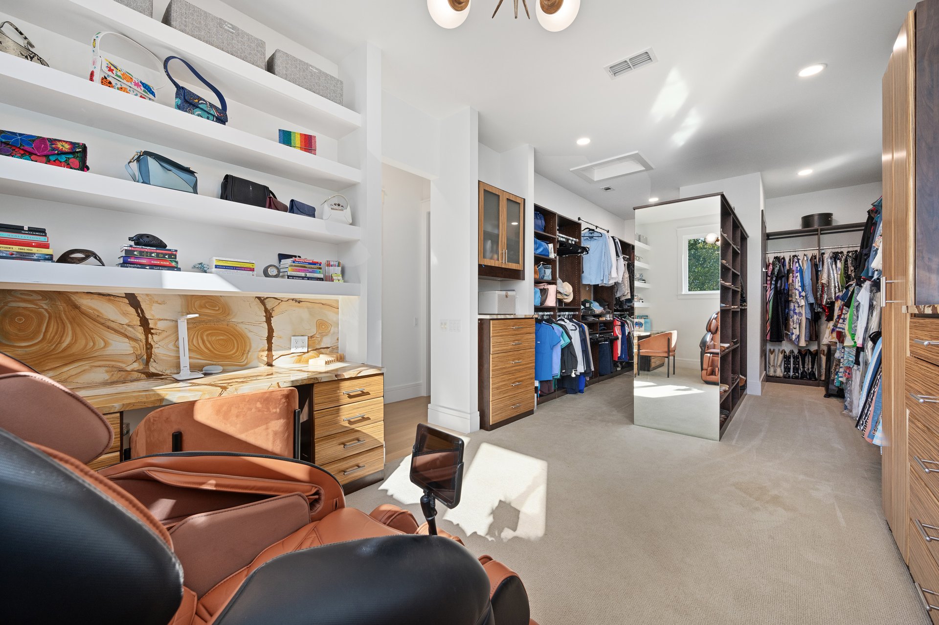 2406 Pemberton Parkway