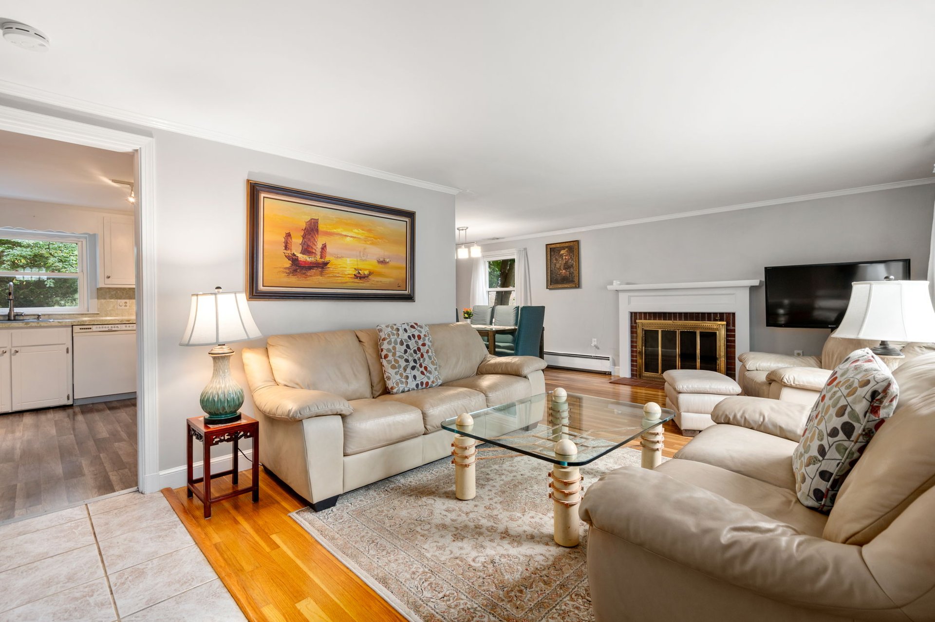 144 Plymouth Ave