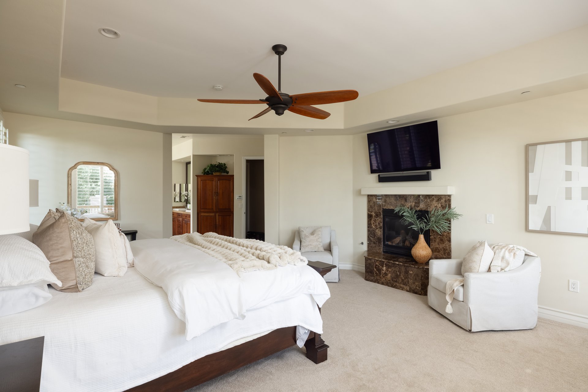15275 Eastvale Rd