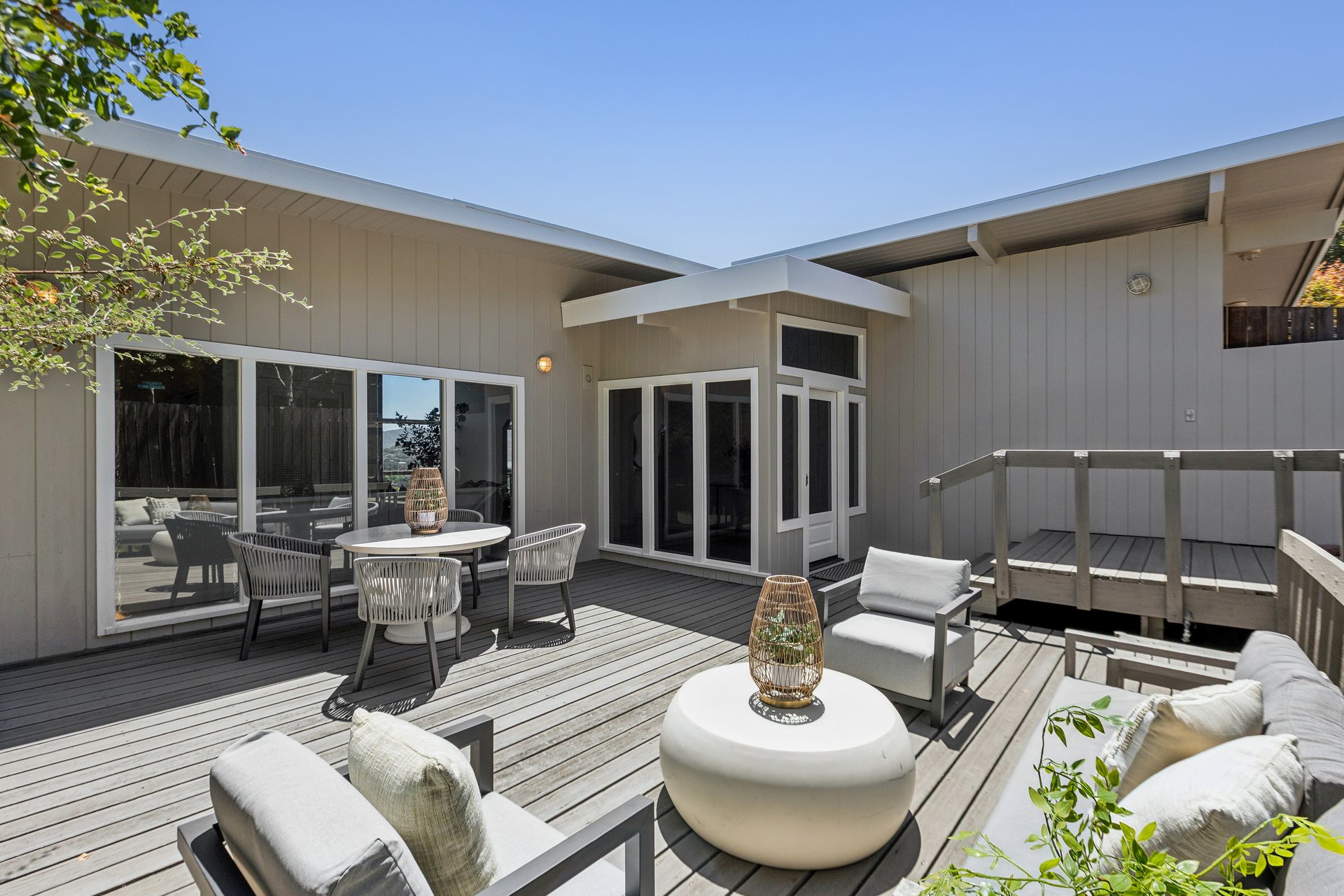 Desirable Location on Belvedere Island