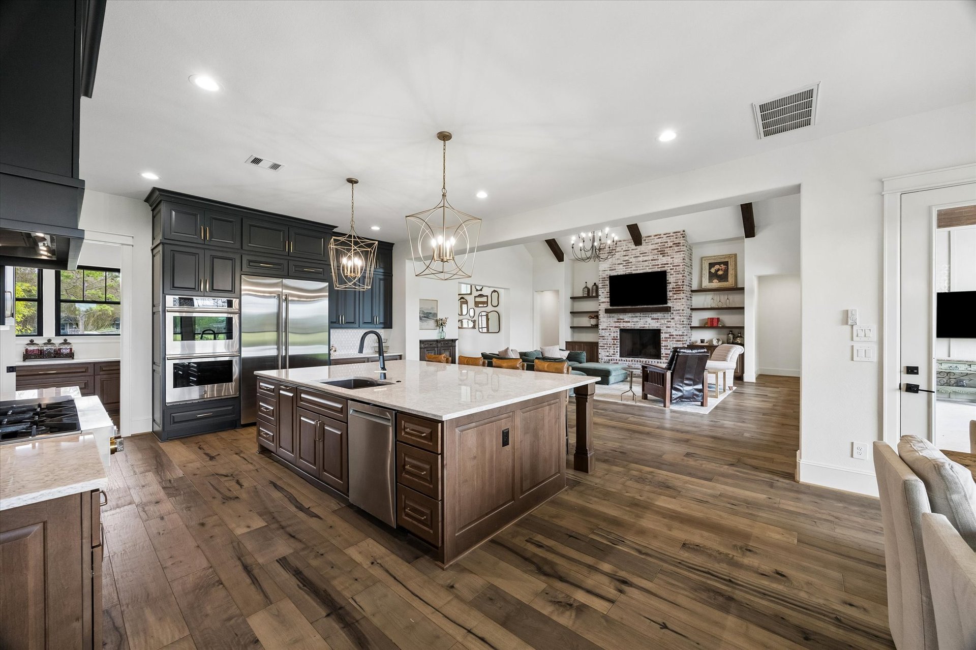 301 W. Viejo Dr