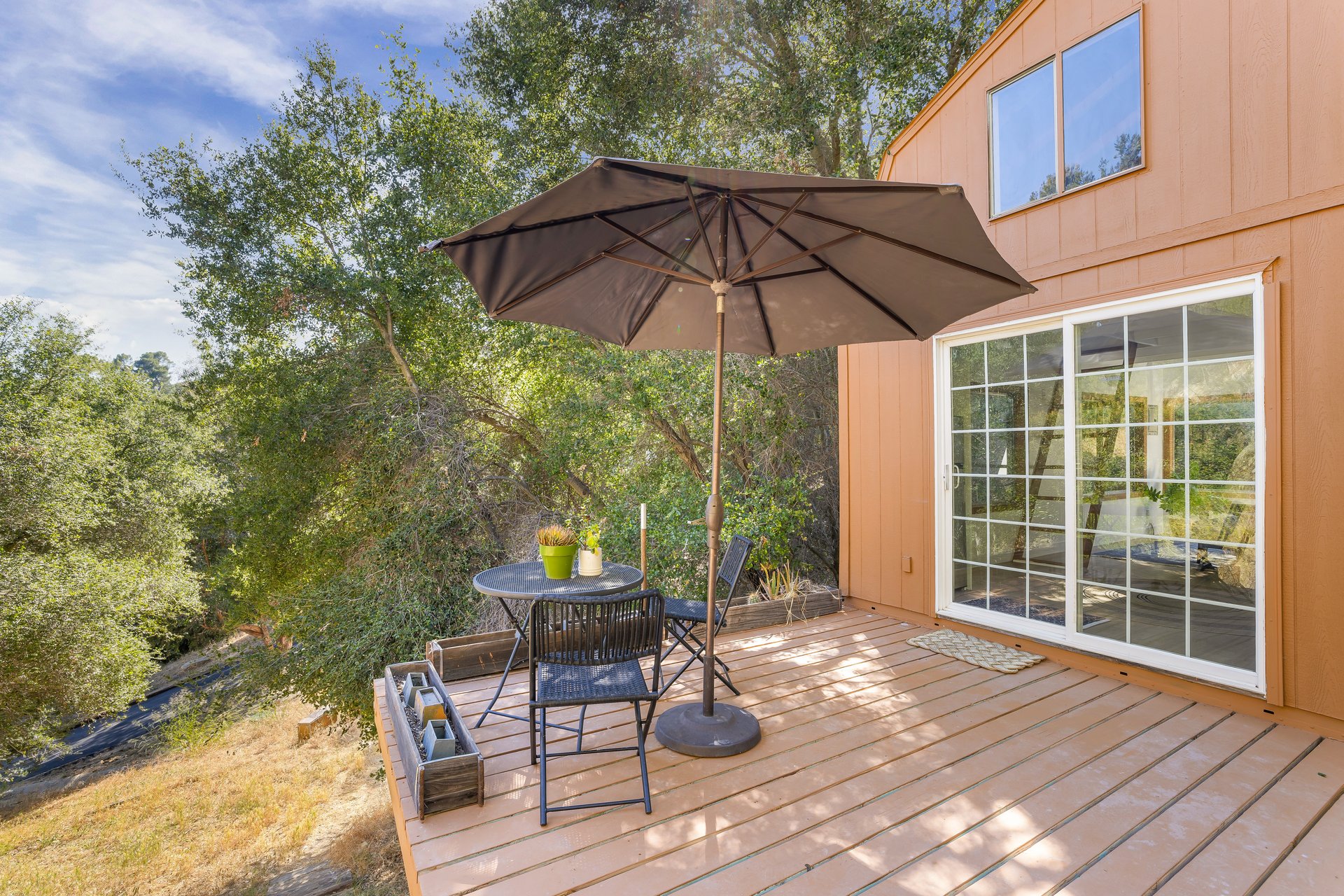 1310 N Topanga Canyon Blvd