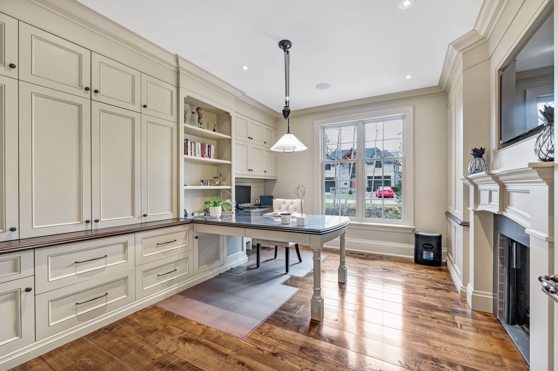 190 Donnelly Dr