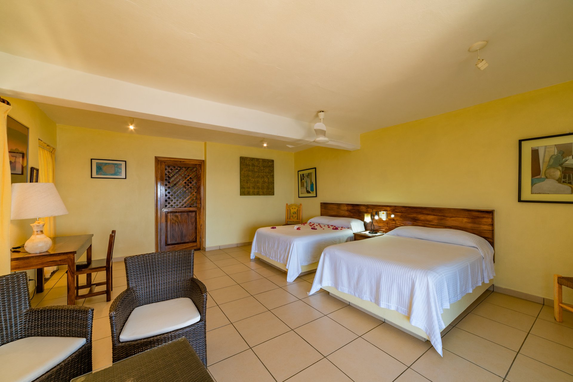 Hotel & Family Compound Mazunte